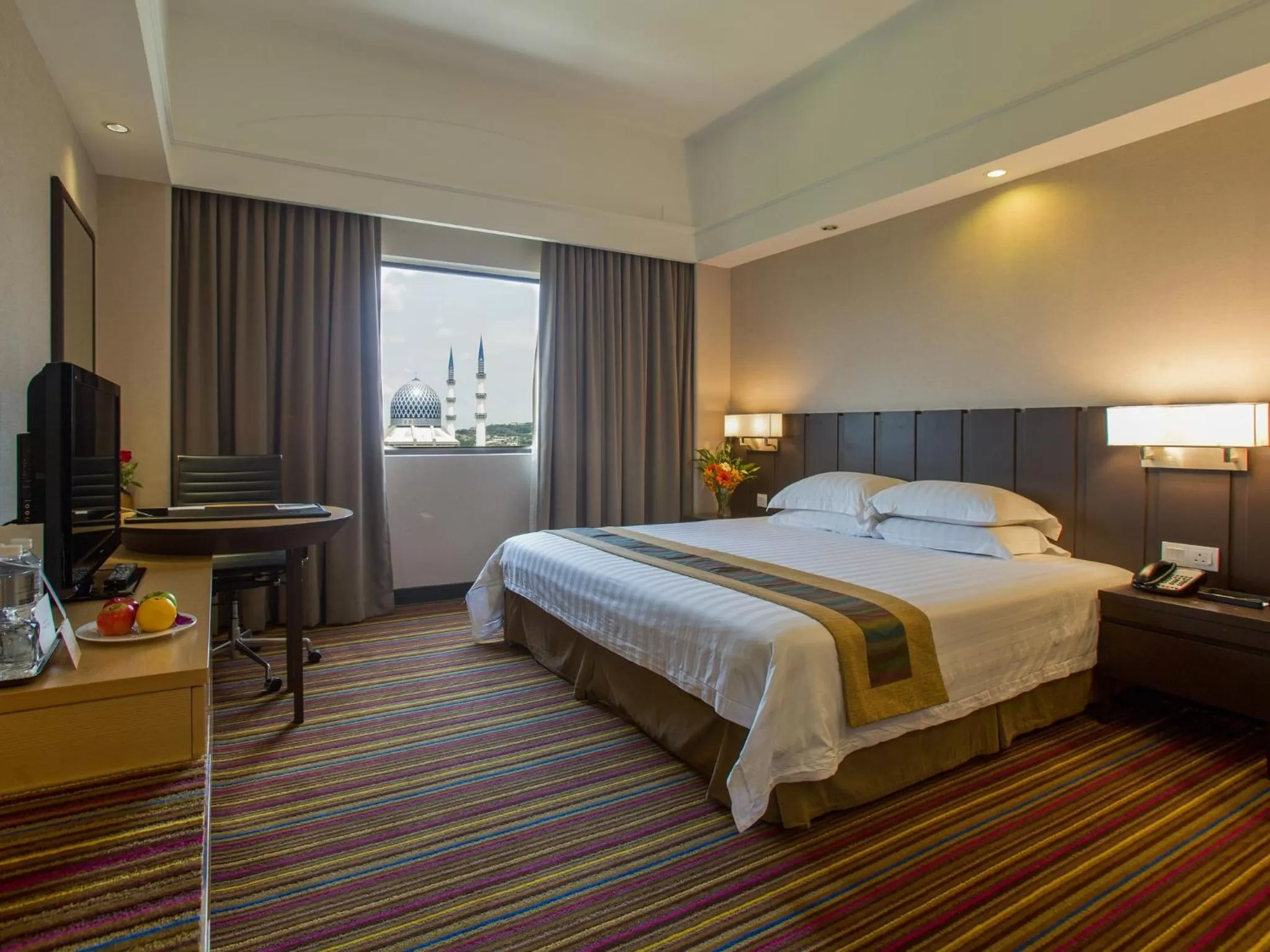 Concorde Deals - Deluxe Double or Twin Room in Concorde Hotel Shah Alam