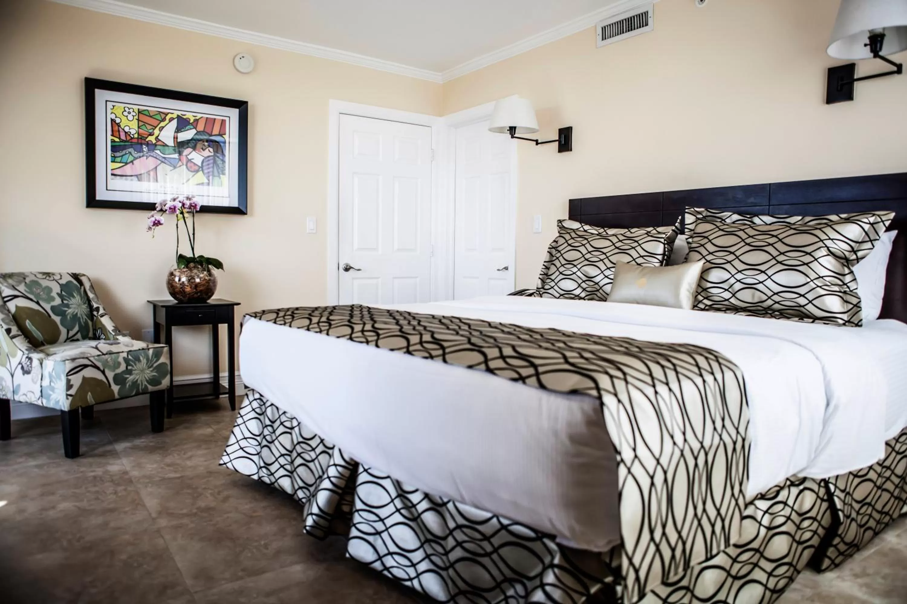 Superior Two-Bedroom Suite in The Mutiny Luxury Suites Hotel