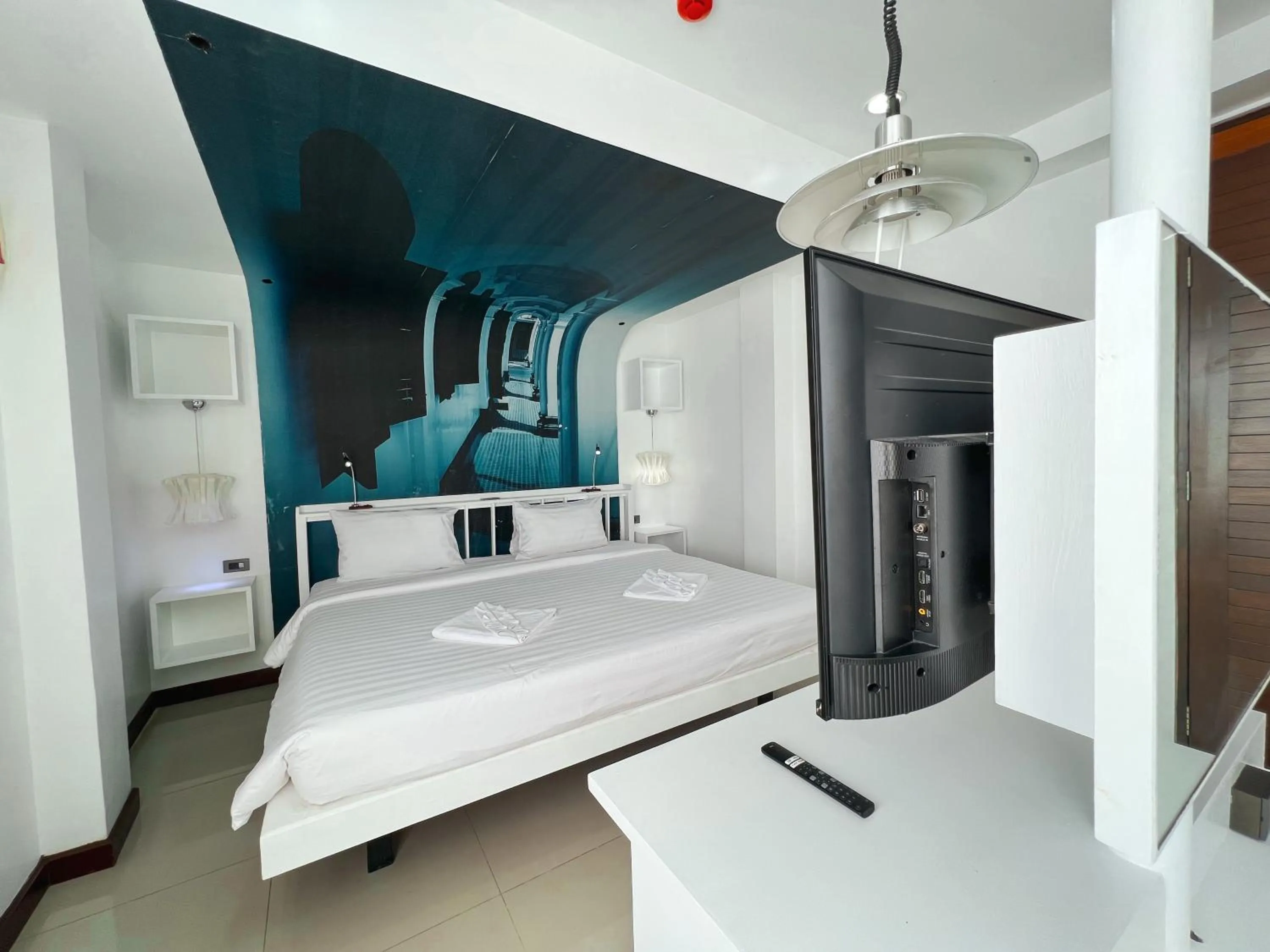 Superior Double Room in The Color Kata