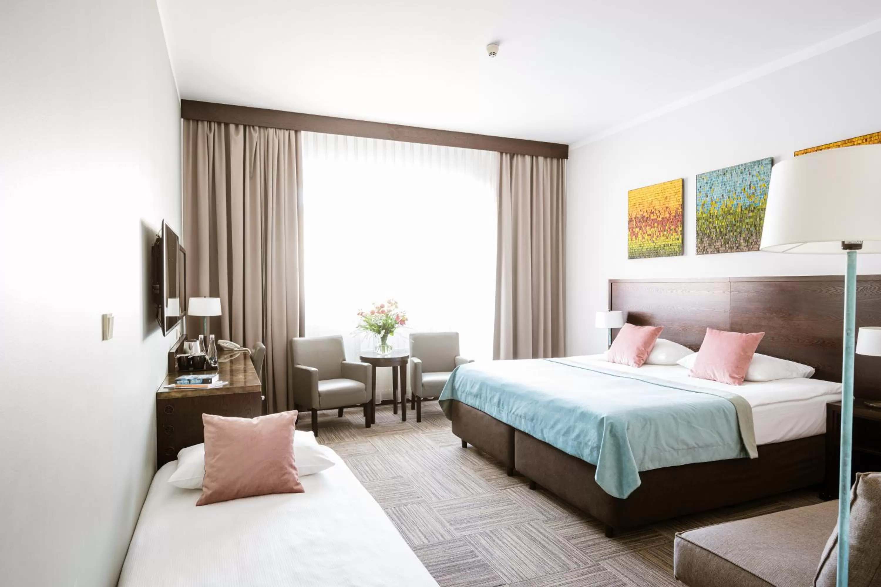 Classic Double/ Twin Room with 2 Extra Beds in Europeum Hotel