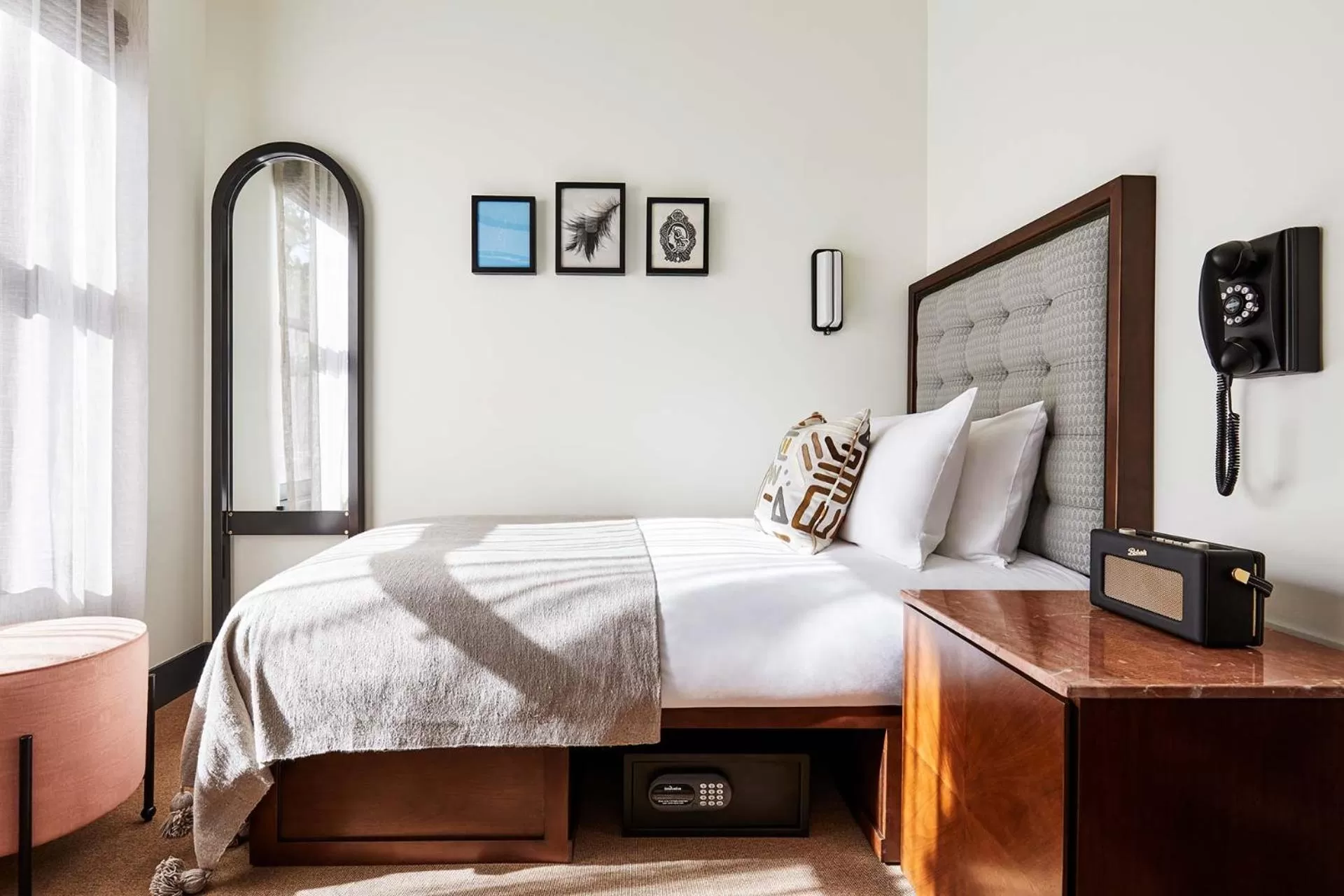 Shoebox - 1 Twin Bed  in The Hoxton, Portland