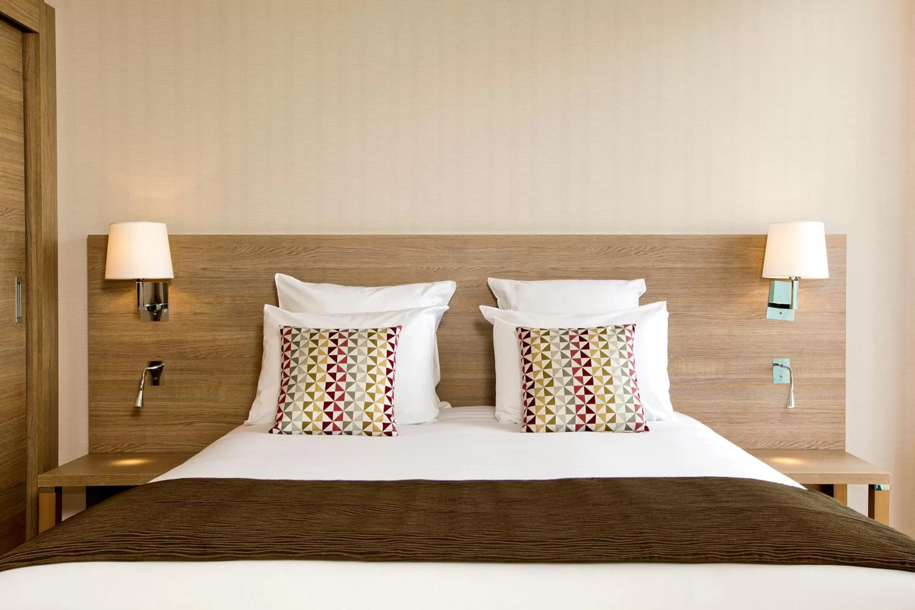 Large Studio in Residhome Bois Colombes Monceau