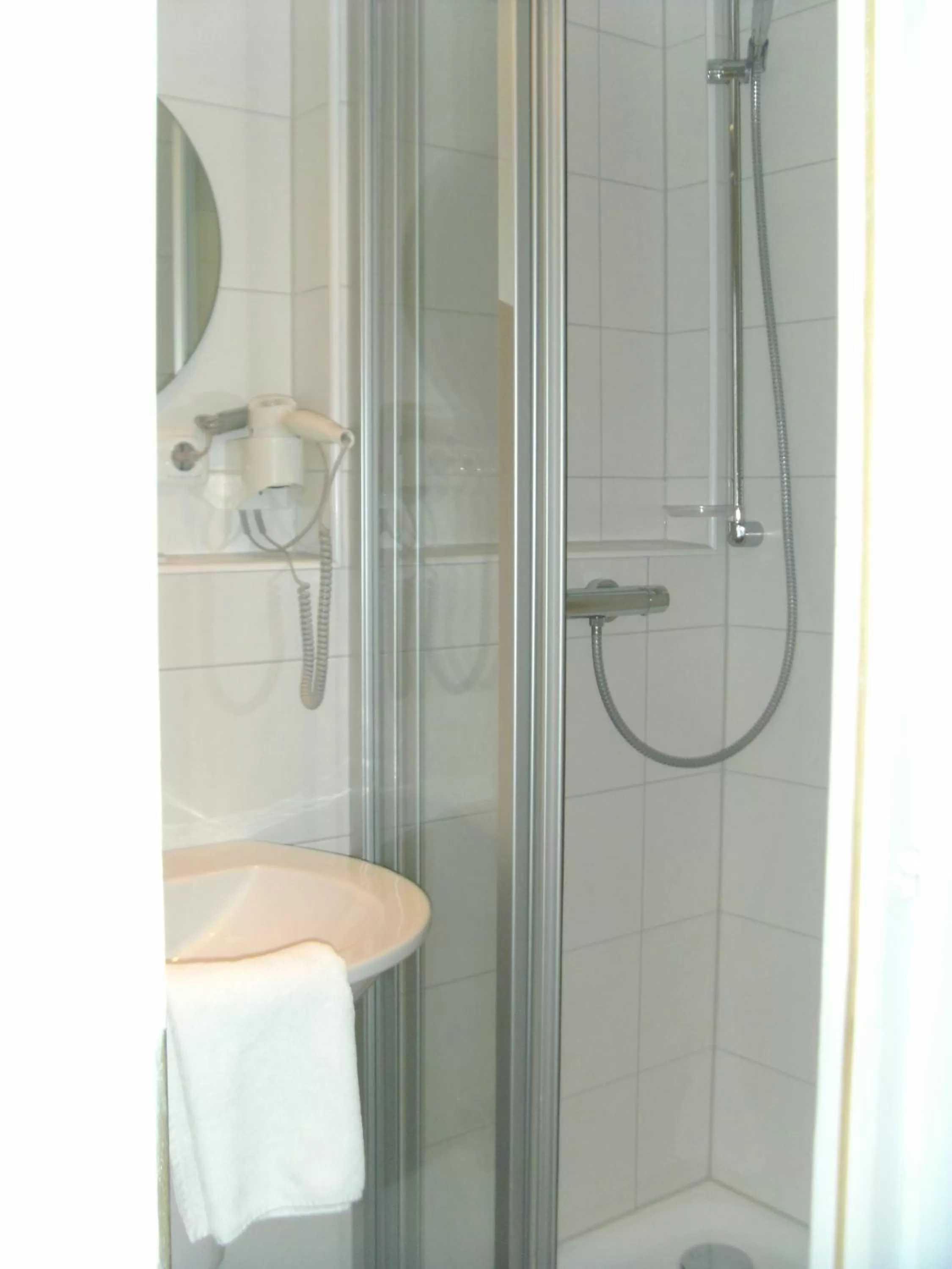 Twin Room - single occupancy in Hotel Meyn