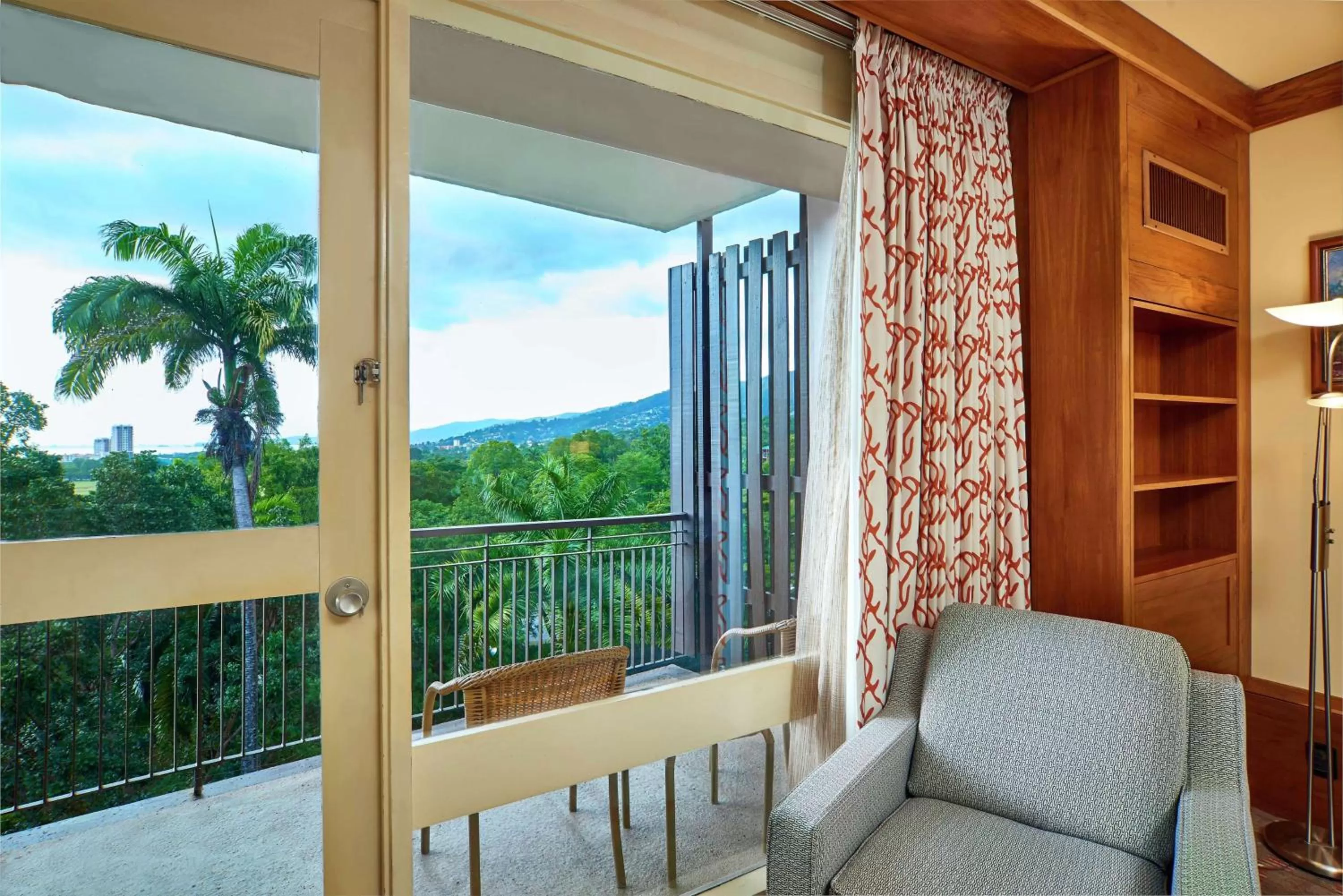 Executive King Room in Hilton Trinidad & Conference Centre