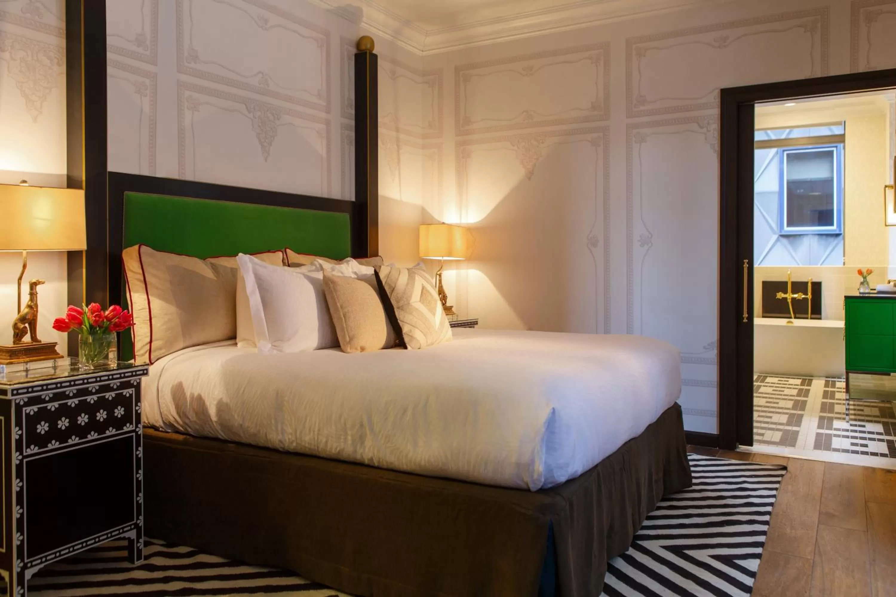 Photo of the whole room, Bed in Kimpton Hotel Monaco Pittsburgh by IHG