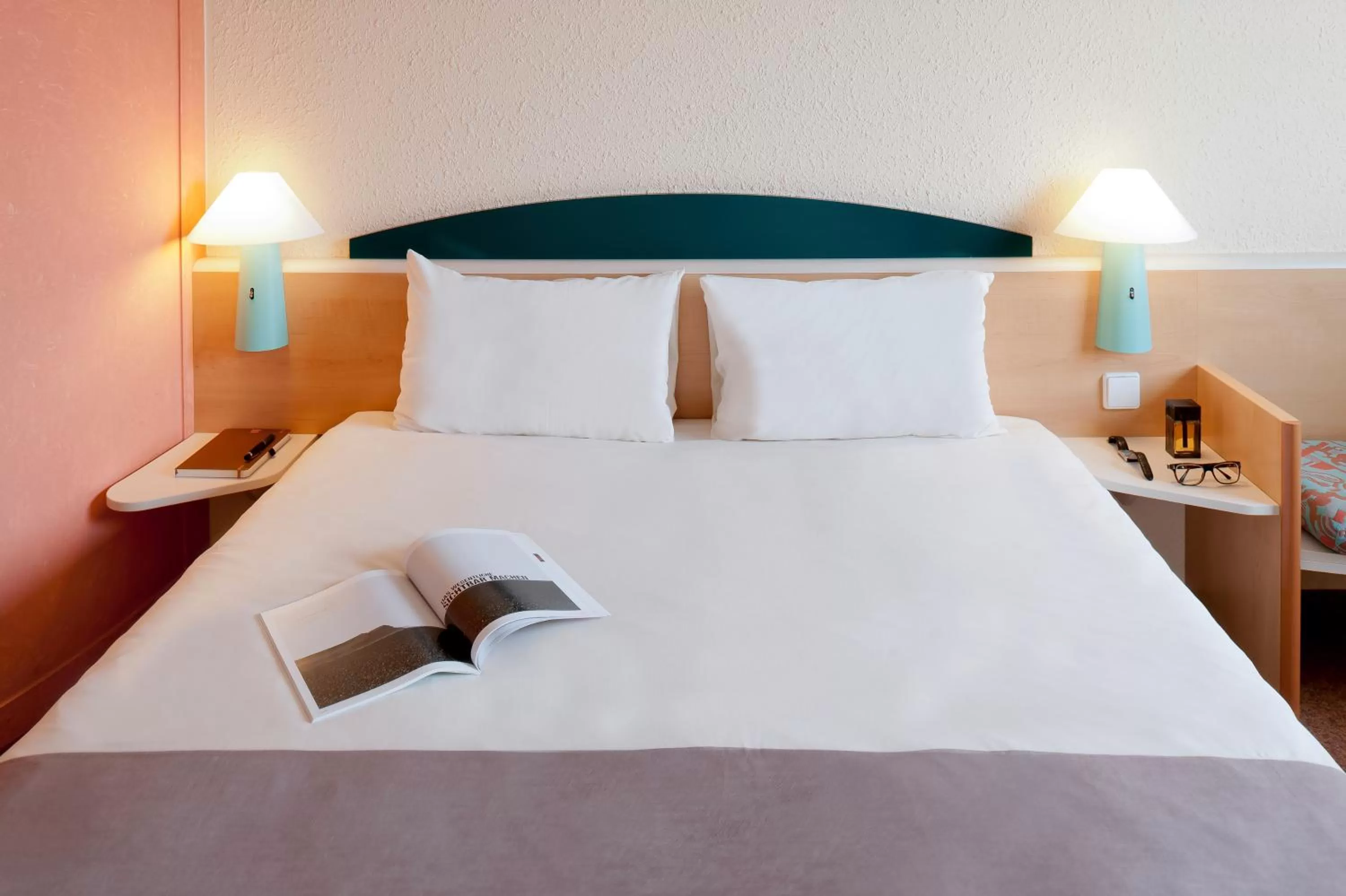 Standard Double Room in ibis Styles Brugge Centrum