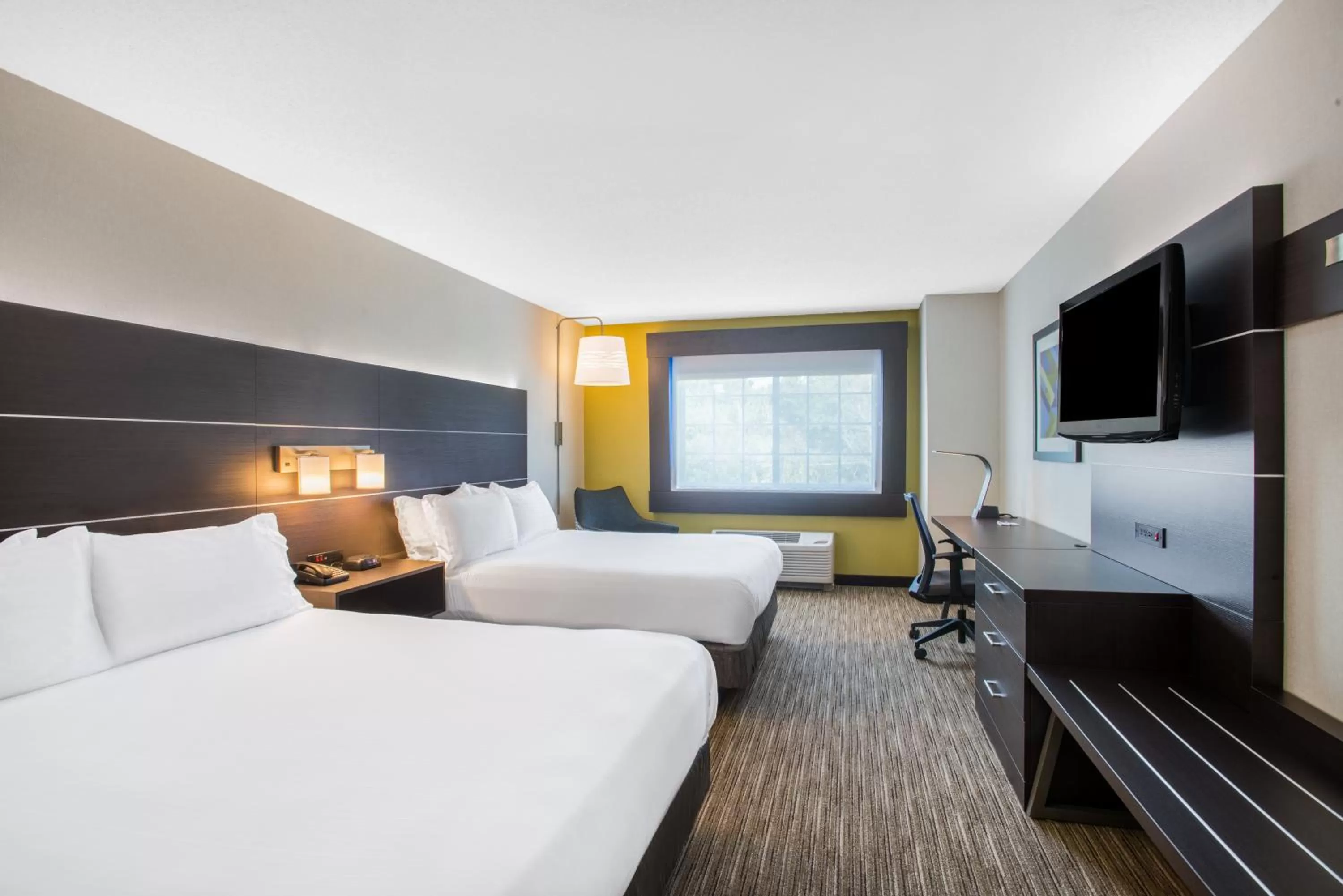 Standard Room with Two Queen Beds in Holiday Inn Express Hotel & Suites Boston - Marlboro by IHG