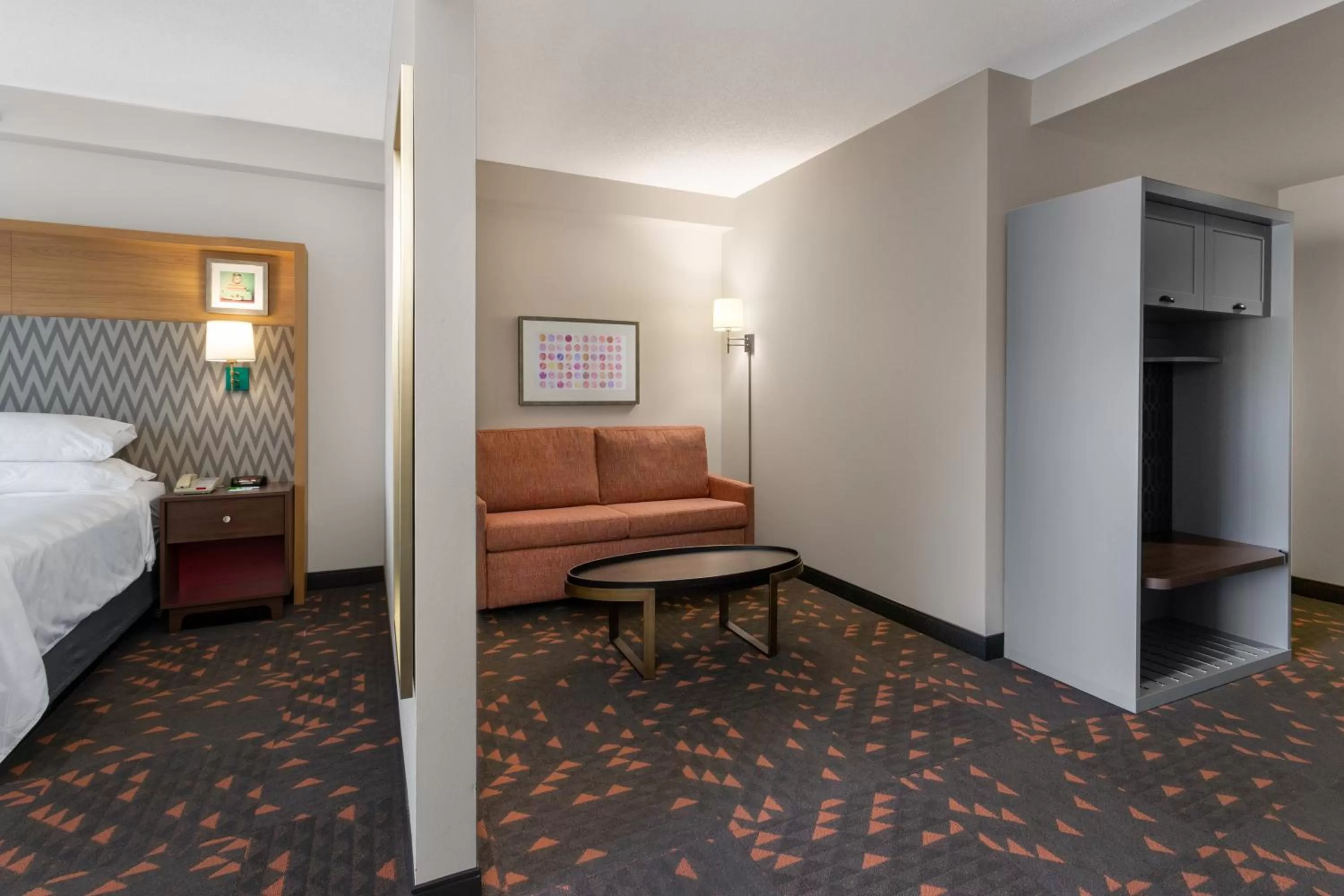 One-Bedroom Suite with Sofa Bed in Holiday Inn Winter Haven by IHG