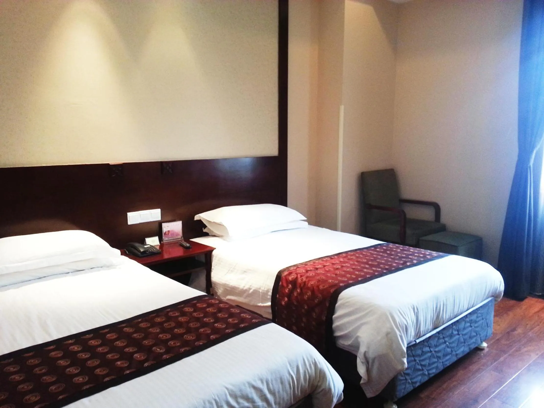 Superior Twin Room in Seventh Heaven Hotel