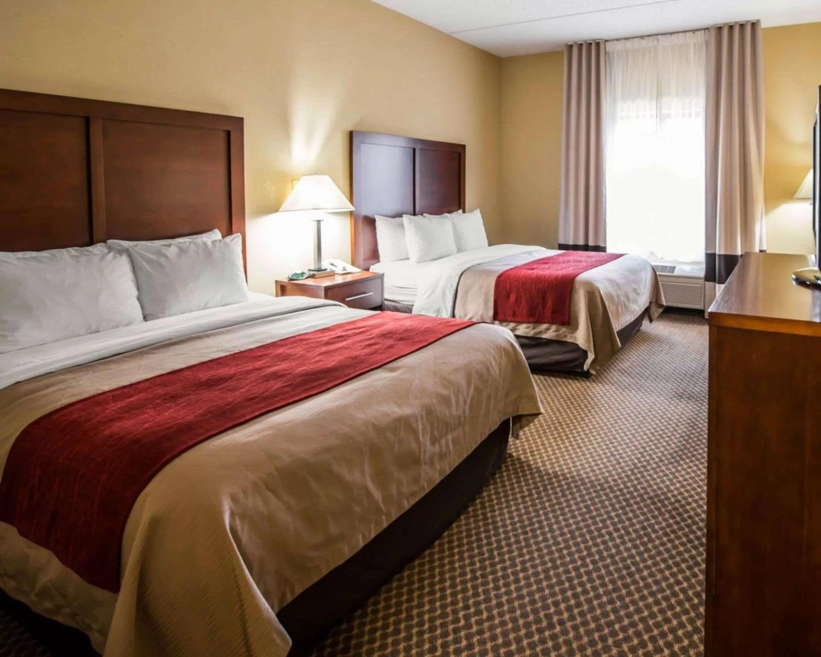 Standard Queen Room with Two Queen Beds - Non-Smoking in Comfort Inn & Suites Morganton South