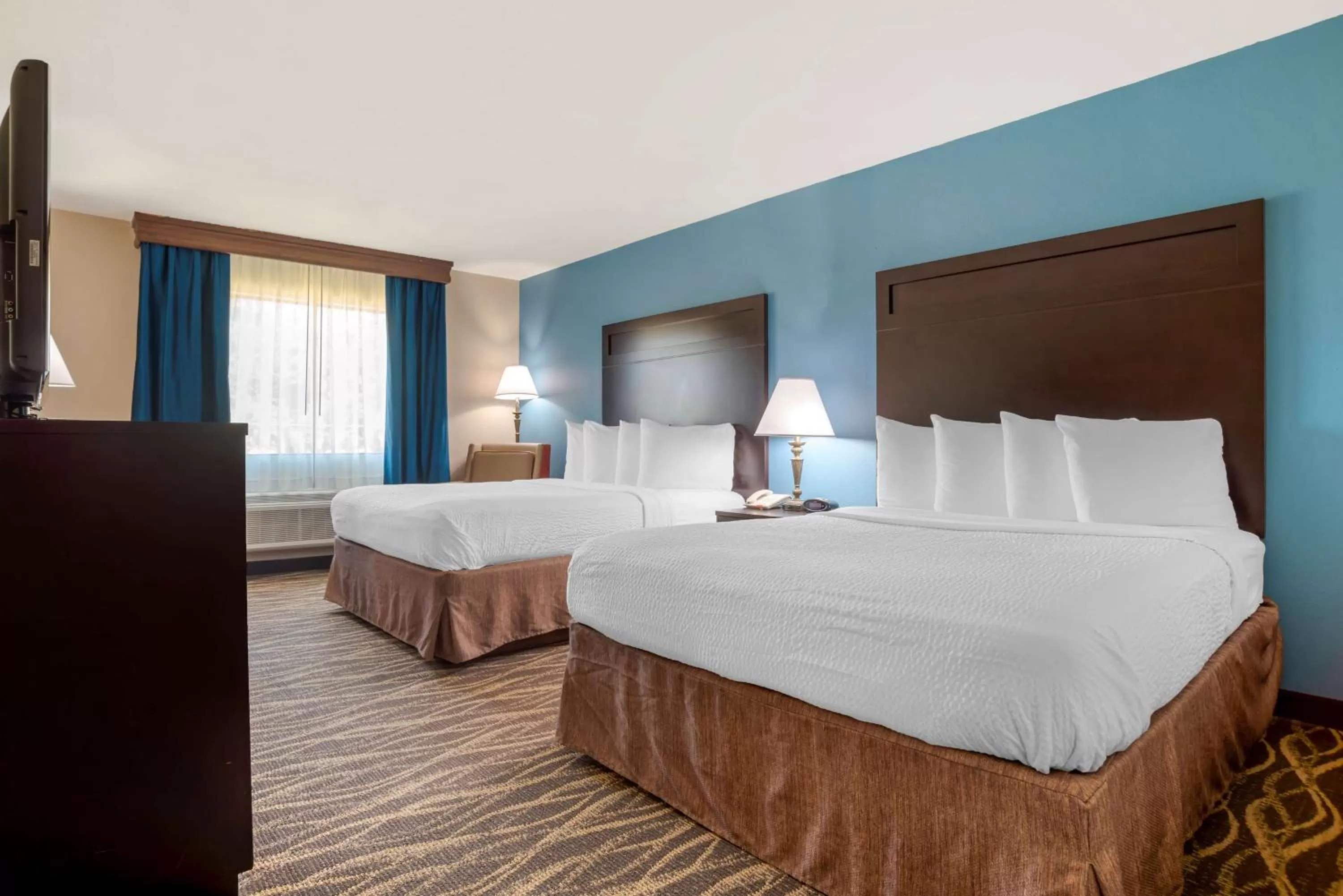 Queen Room with Two Queen Beds - Non-Smoking in Best Western Ville Platte