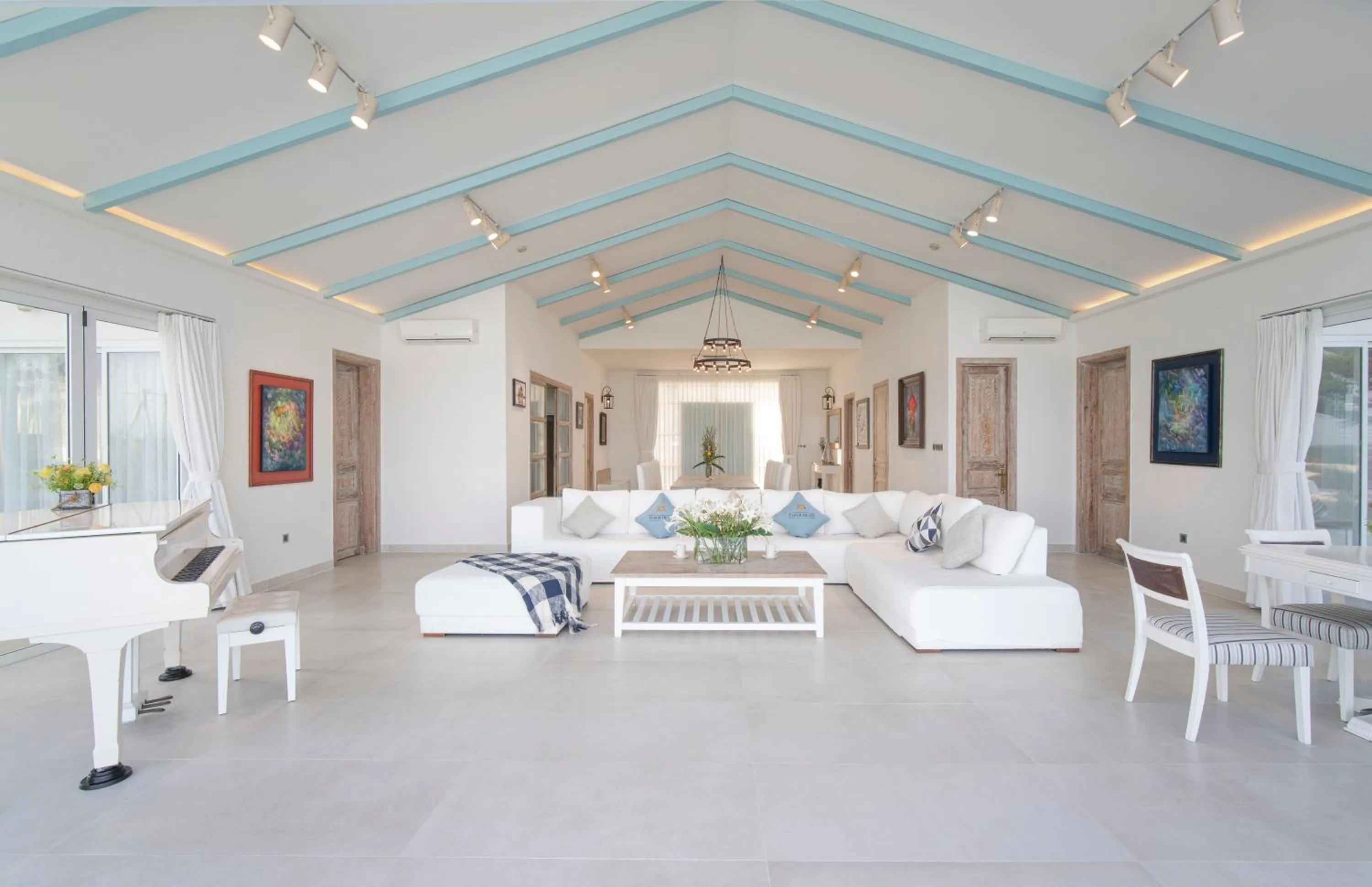 Beachfront Pool Villa 4 Bedroom in Fleur de Lys Resort & Spa Long Hai