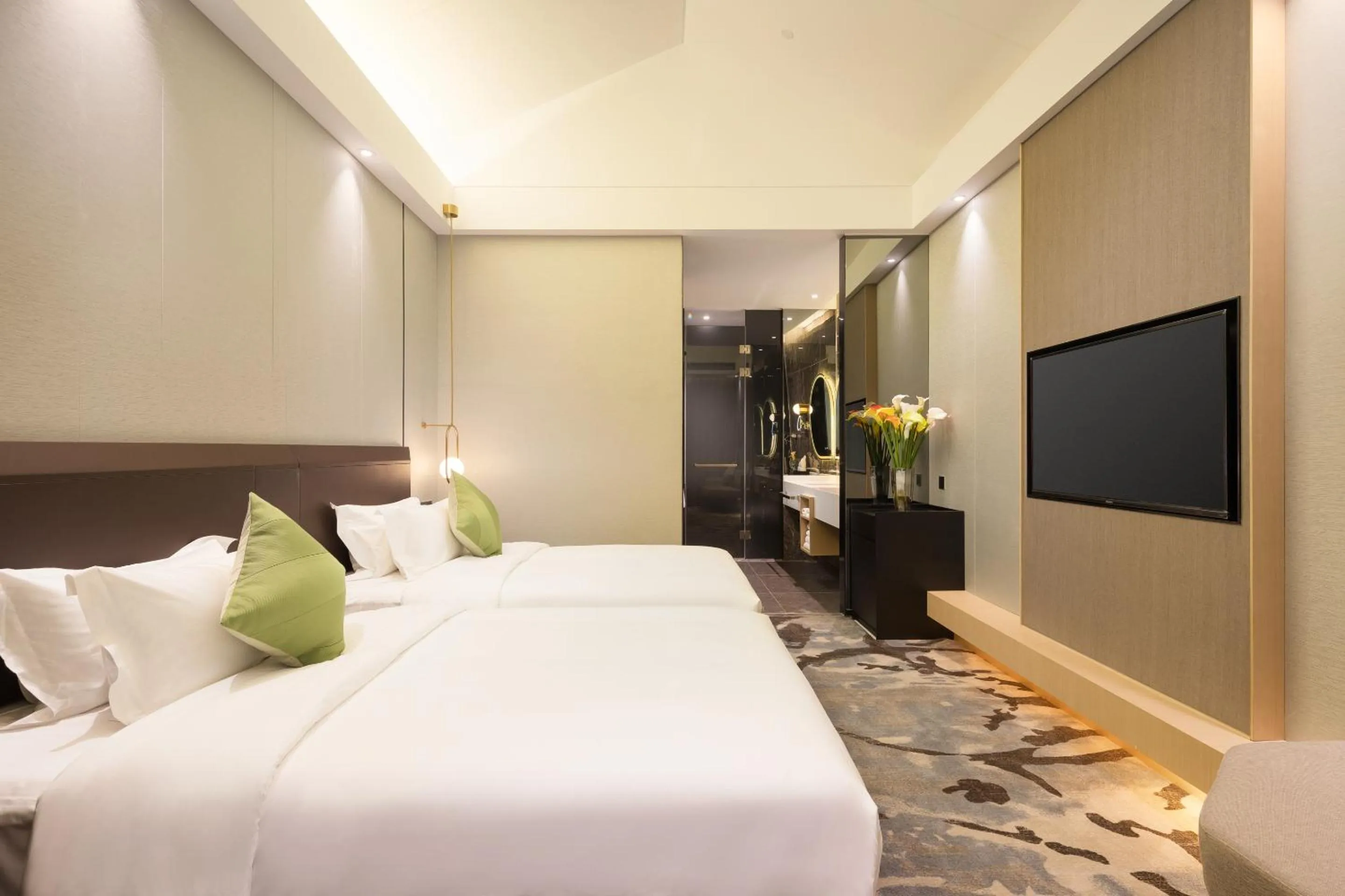 Deluxe Twin Room in Buddy Hotel-Free Shuttle to Canton Fair Complex during Canton Fair Period