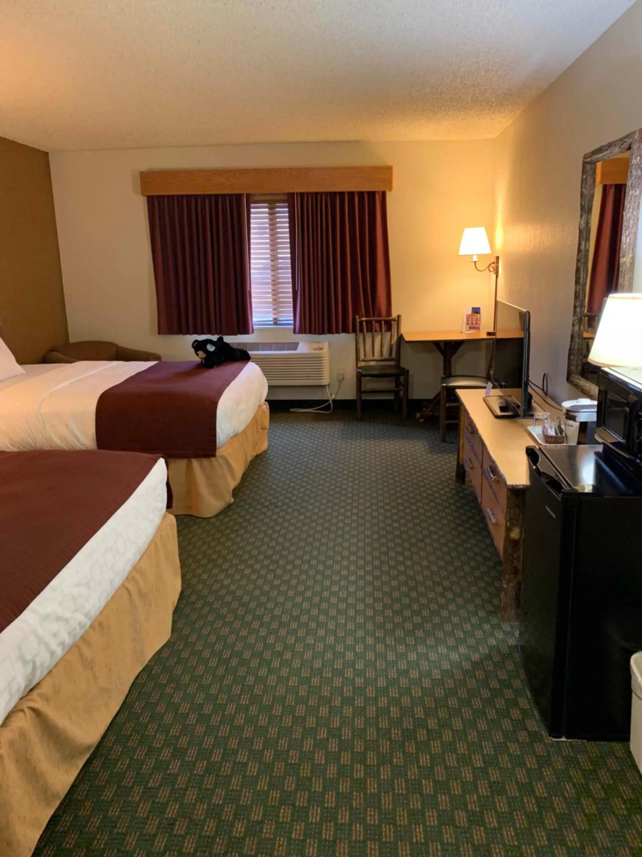 Deluxe Queen Room with Two Queen Beds - Mobility Access/Non-Smoking in AmericInn by Wyndham Cody