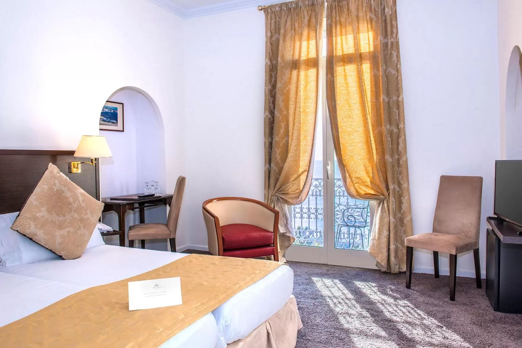 Superior Room with Sea View in Hôtel West End Promenade