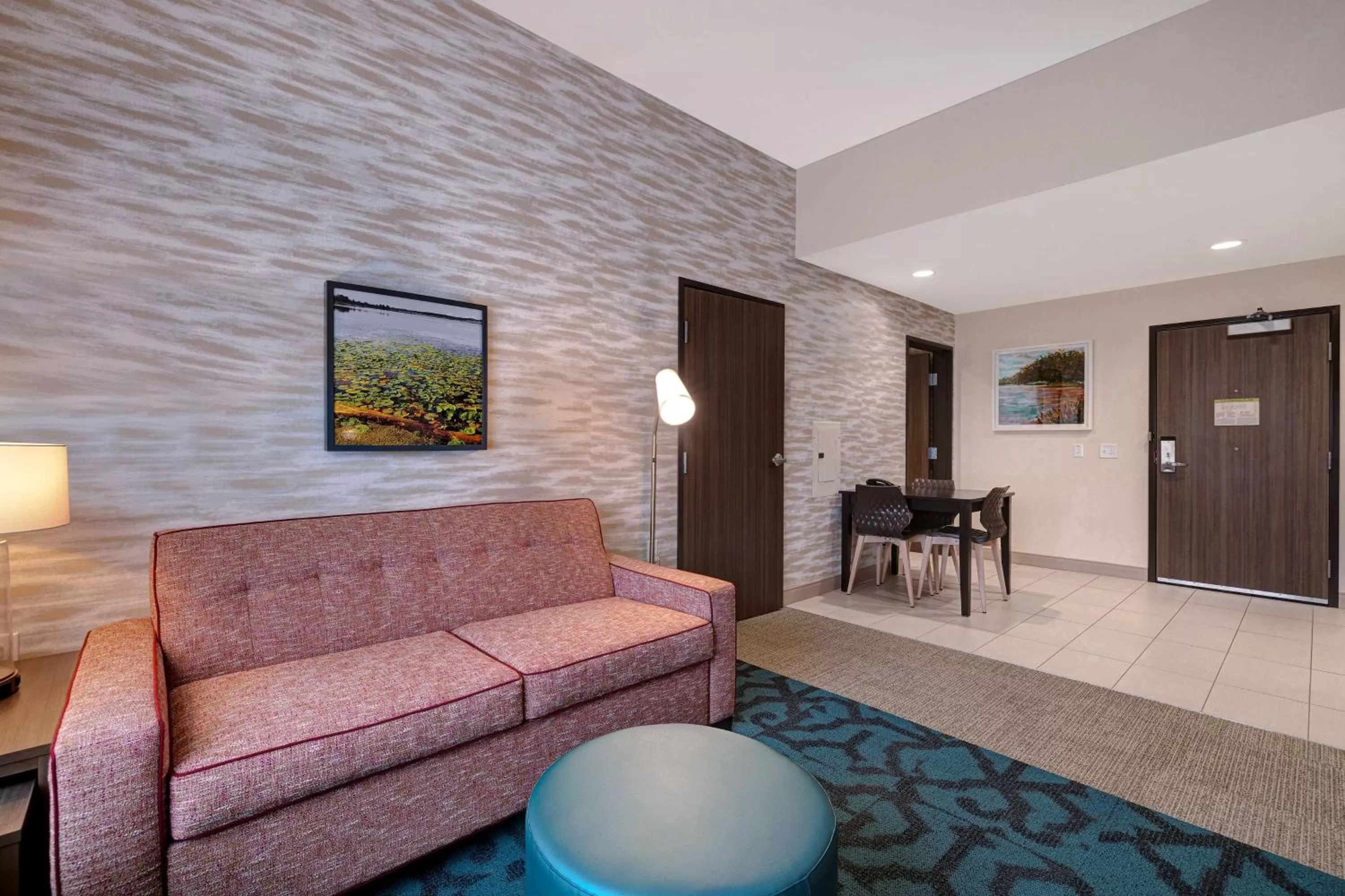 One-Bedroom King Suite - Non-Smoking in Home2 Suites By Hilton DeKalb