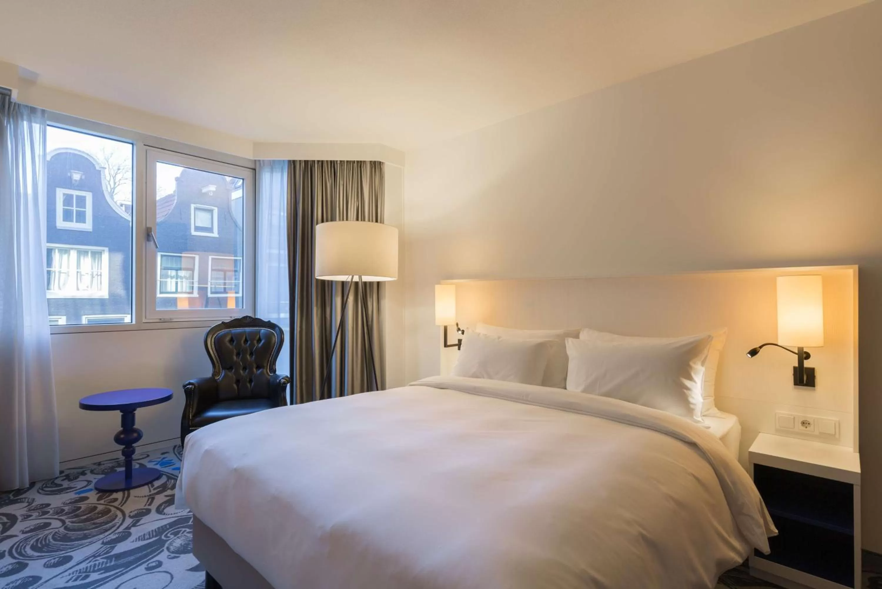 Standard Double or Twin Room in Radisson Blu Hotel, Amsterdam City Center