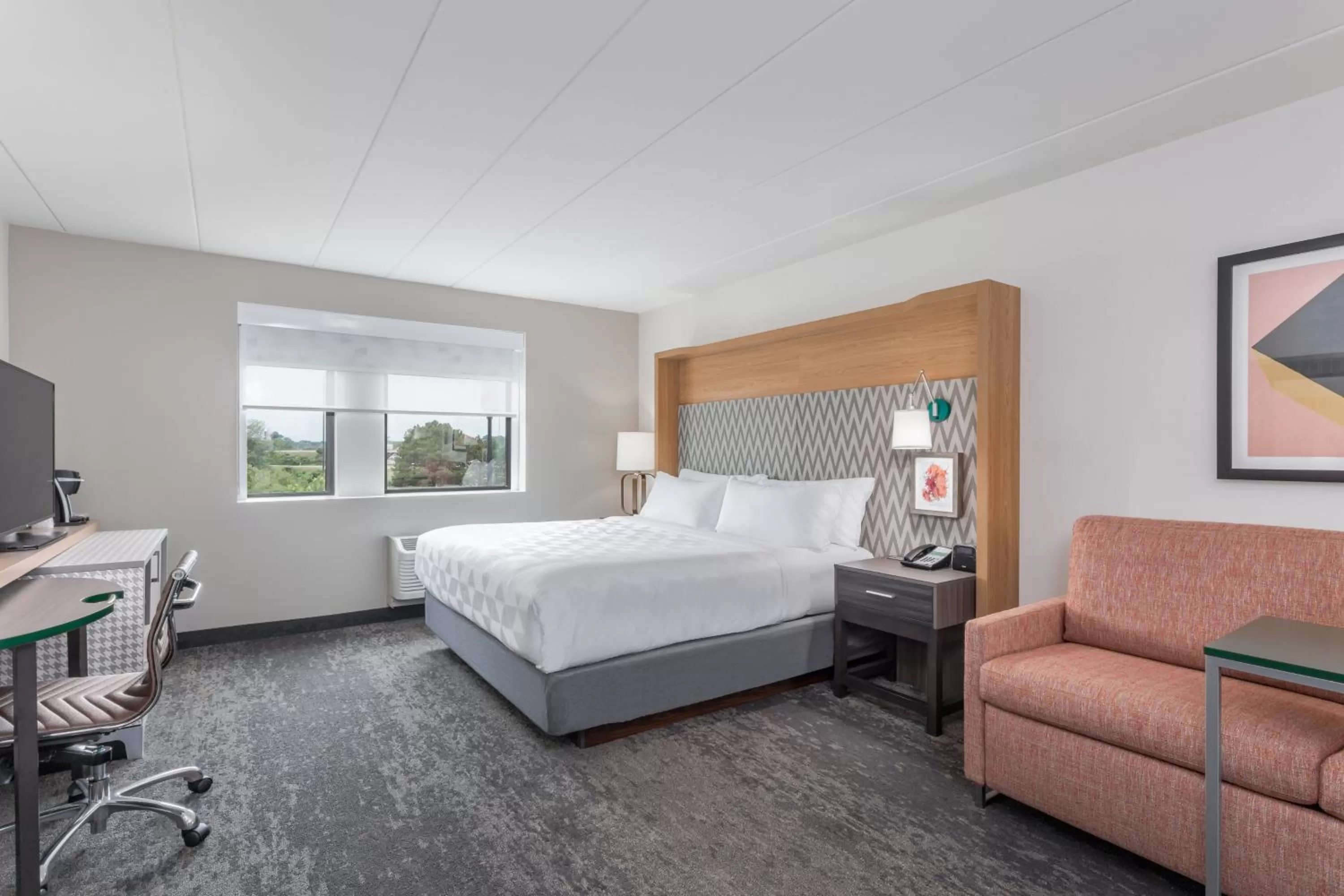 Standard King Room with Sofa Bed in Holiday Inn - Columbus by IHG