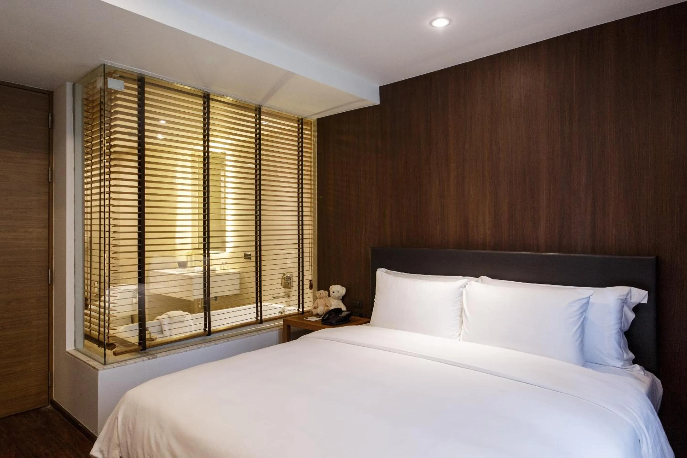 One Bedroom Deluxe Suite in LiT BANGKOK Residence