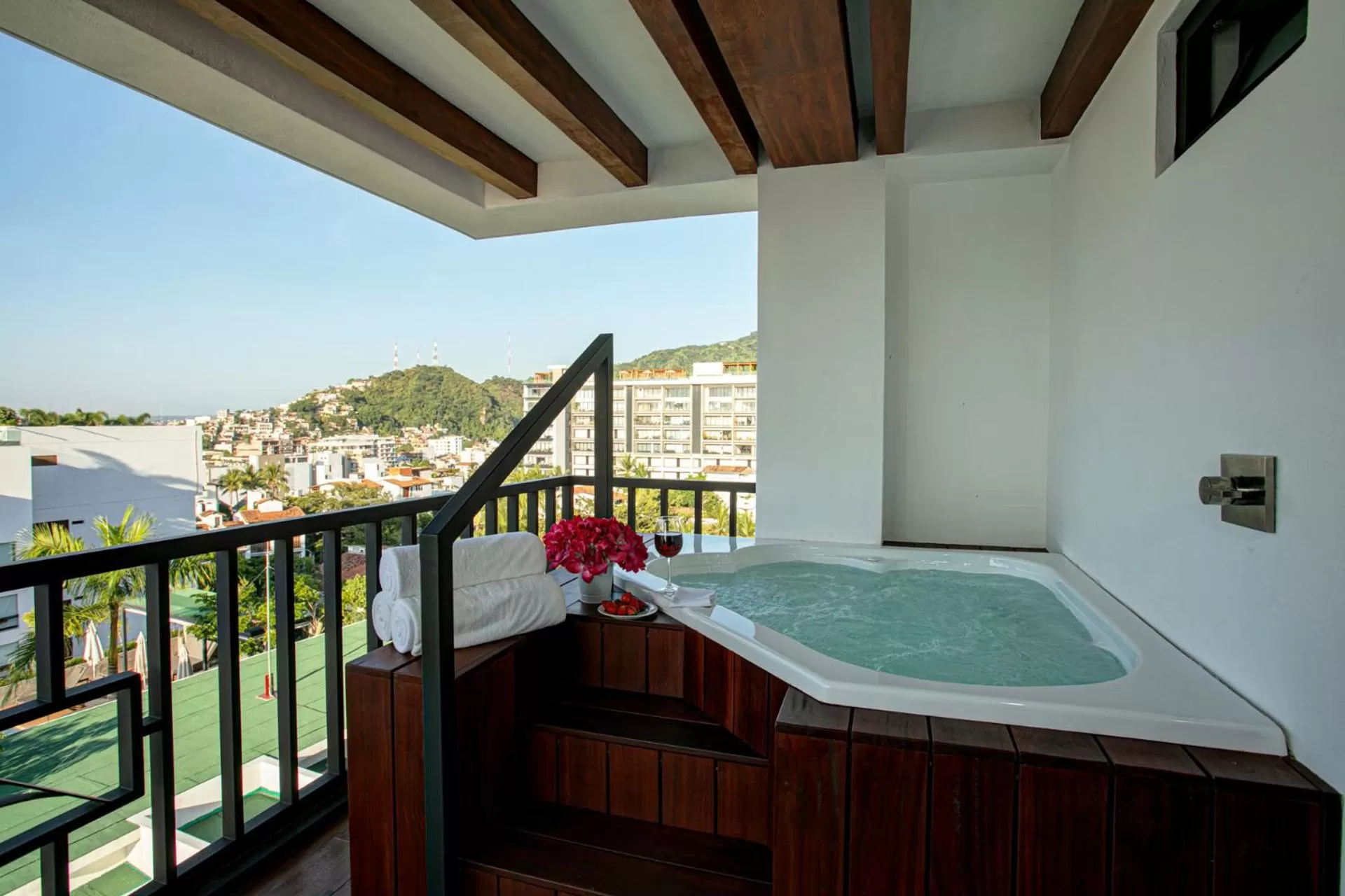 Penthouse Apartment in Pinnacle Resorts 179 - Adults Only