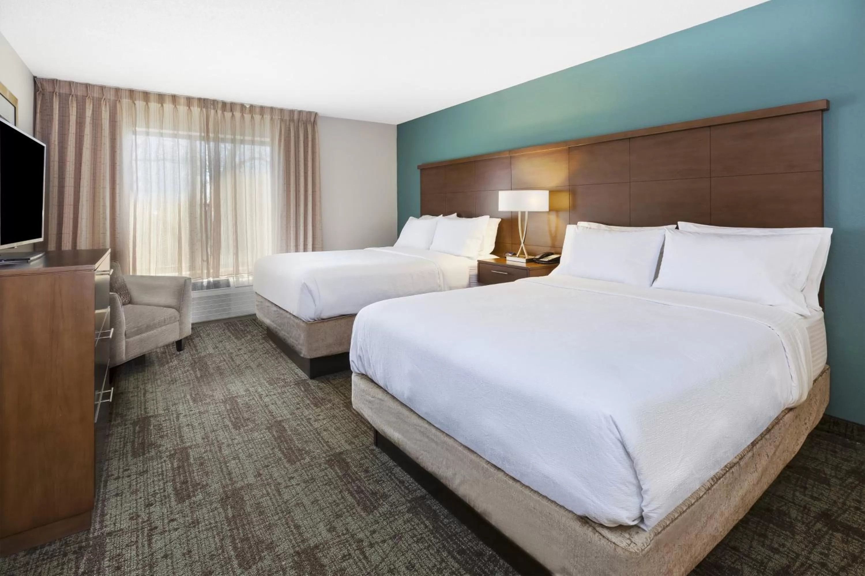 One-Bedroom Suite with Two Queen and One Sofa Bed in Staybridge Suites Columbia-Highway 63 & I-70 by IHG