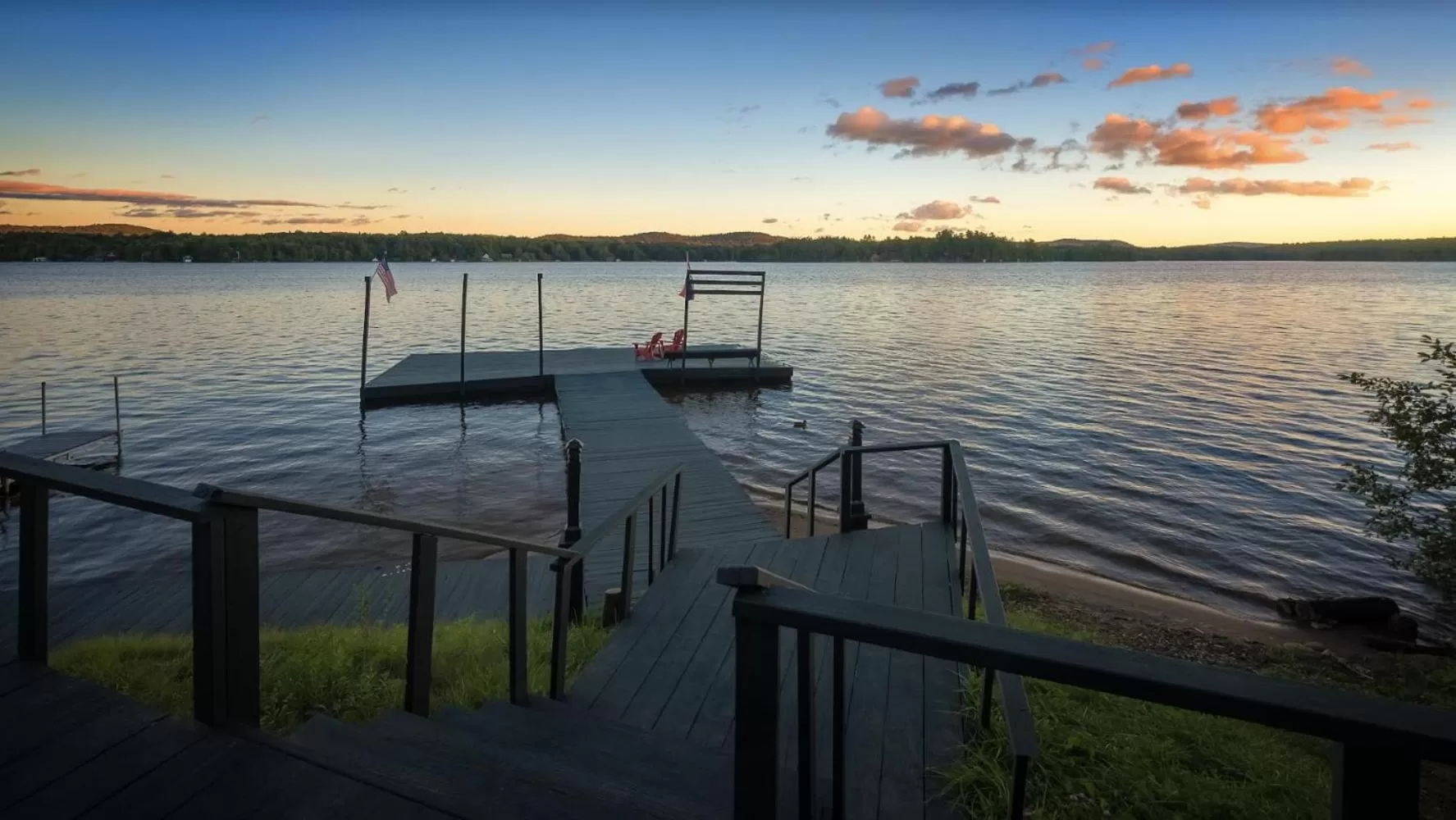 King Room with Lake View - single occupancy in Great Pines