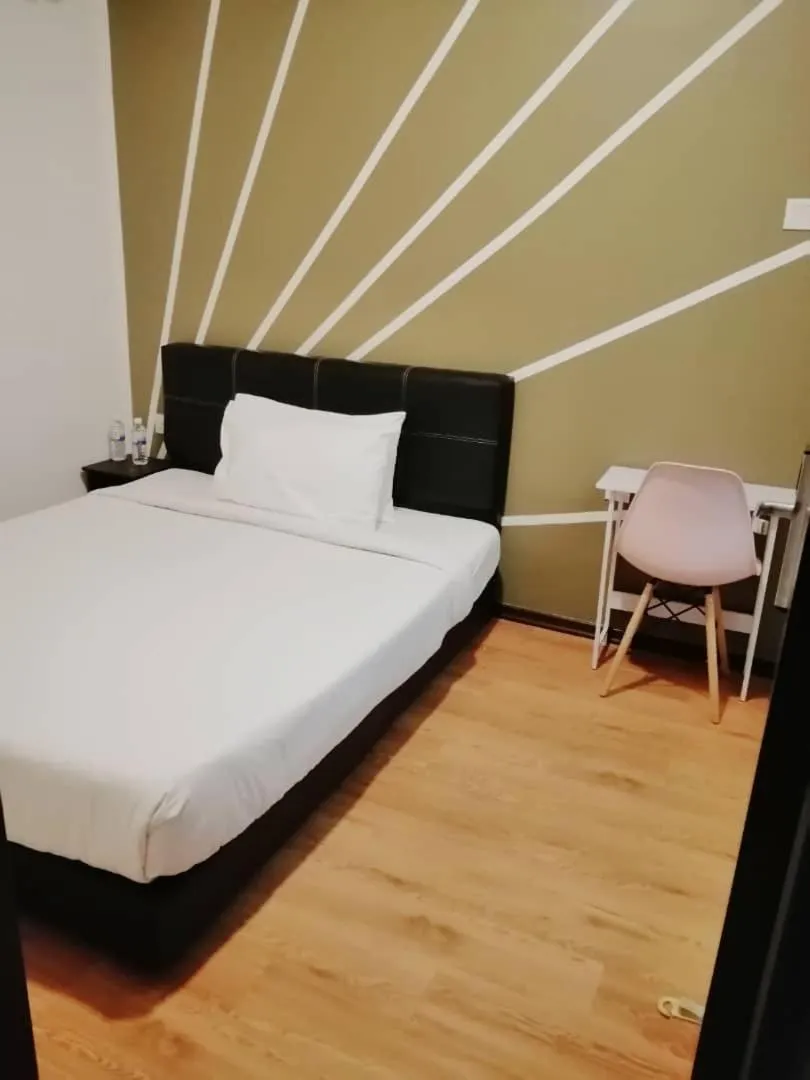 Standard Queen Room in Gem Hotel Nusa Sentral Nusajaya