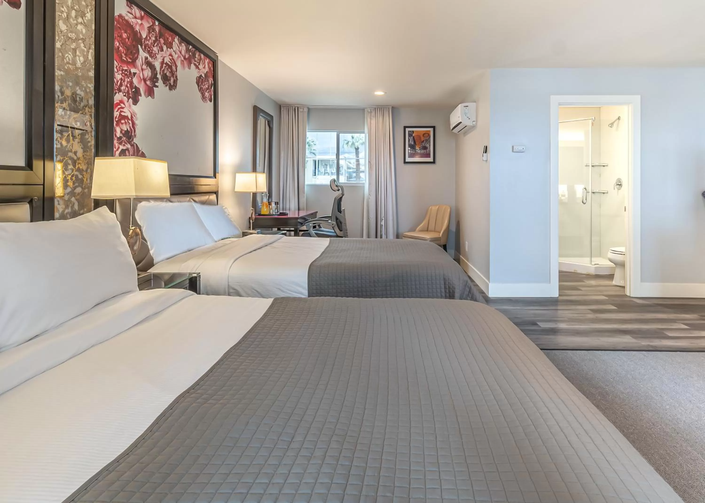 Standard Queen Room with Two Queen Beds in Onsen Hotel and Spa