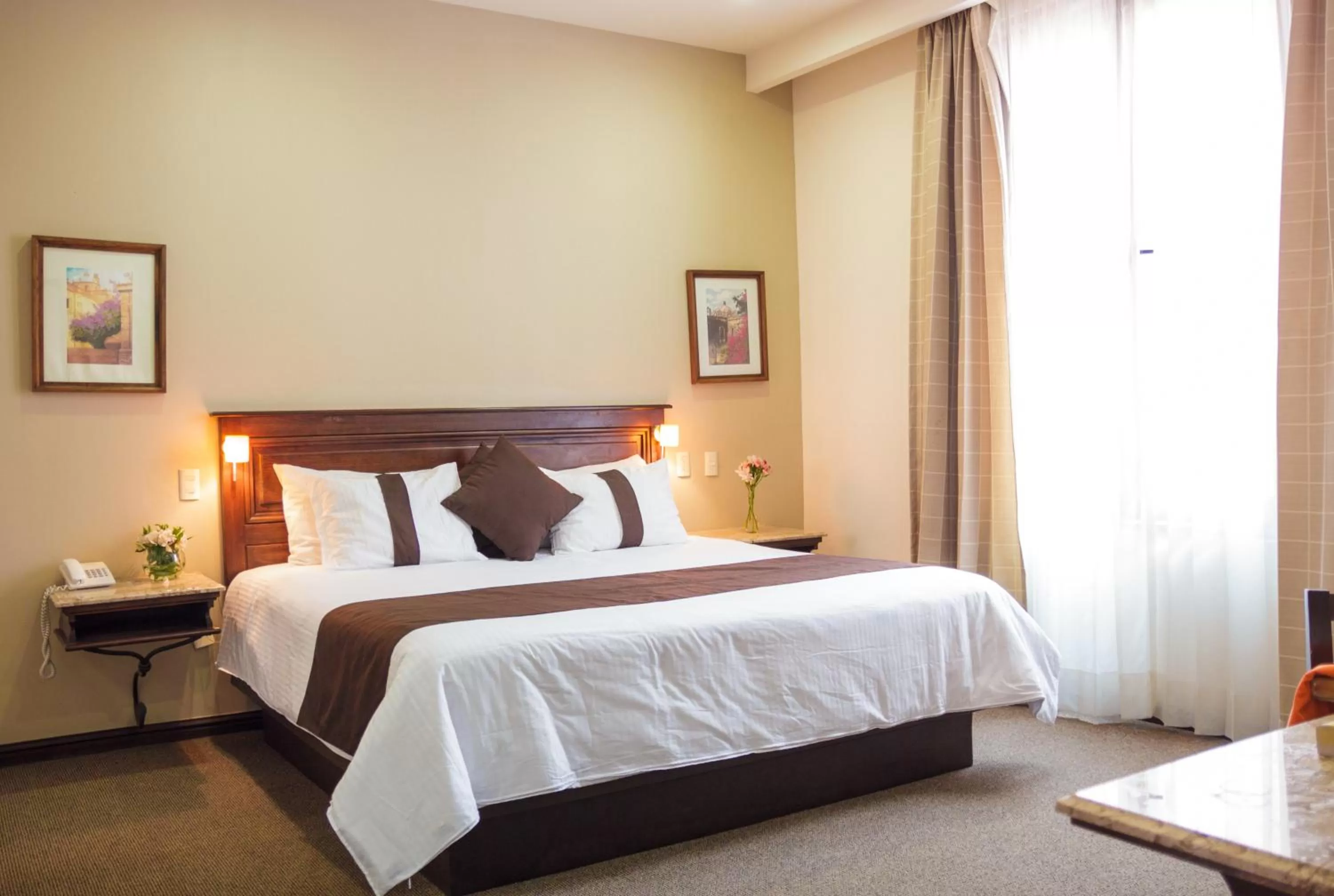 Queen Room in Mision Catedral Morelia