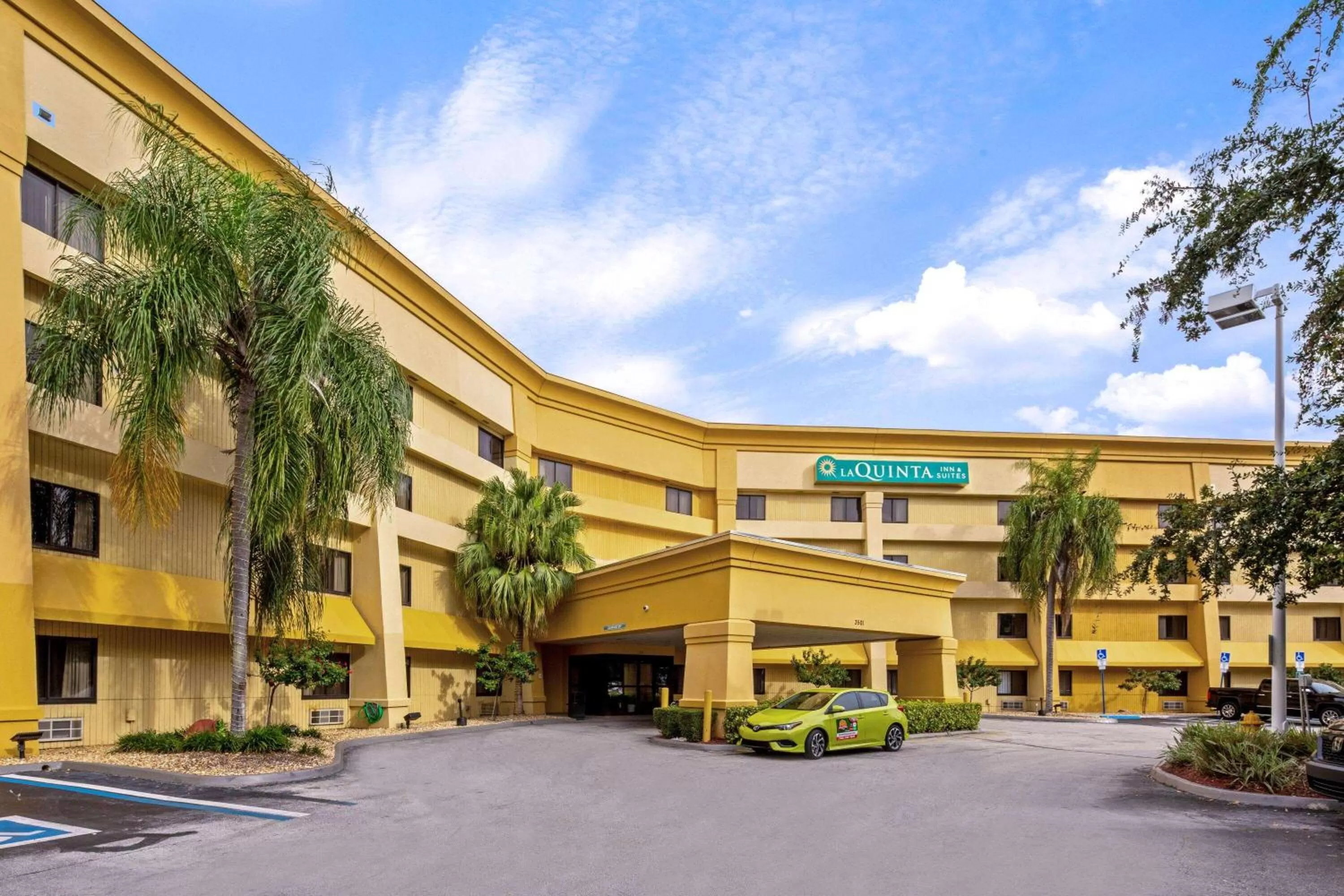 La Quinta by Wyndham Miami Airport East