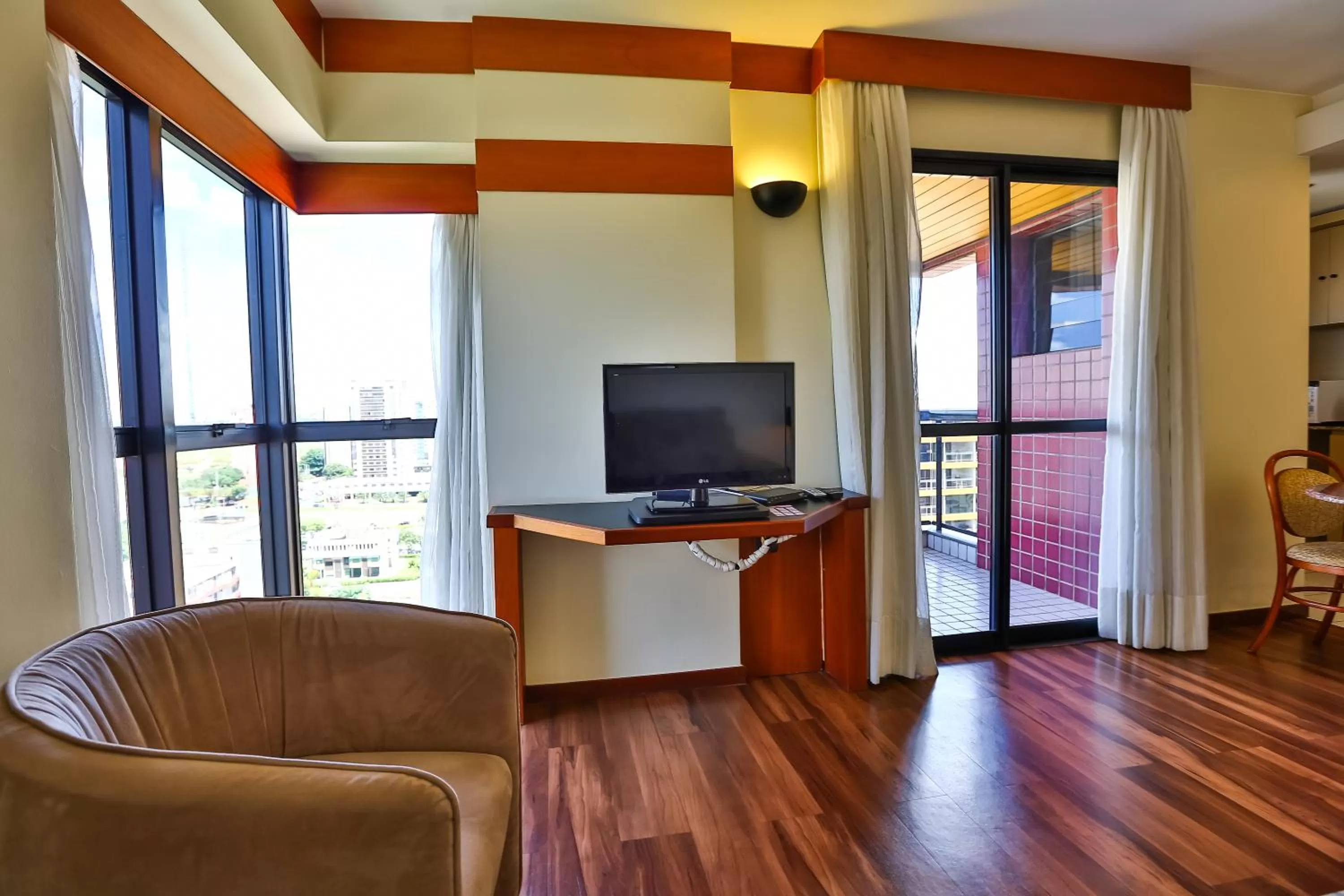 Business Class Suite in Metropolitan Hotel Brasília