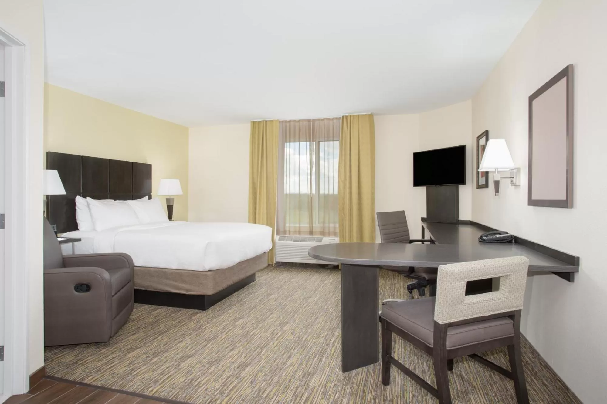 King Studio Suite in Candlewood Suites Longmont - Boulder Area by IHG