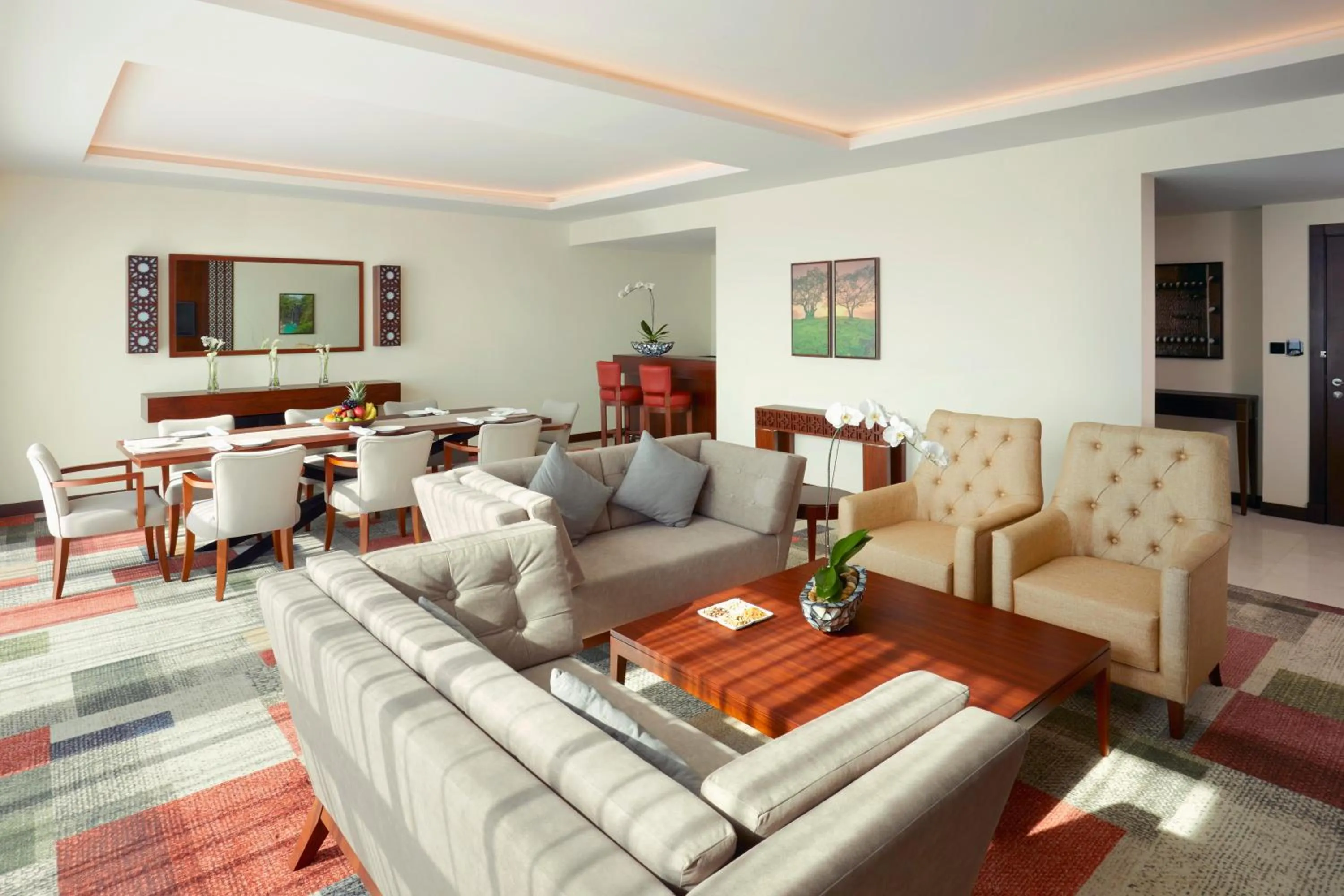 Presidential Suite in Royal Tulip Muscat