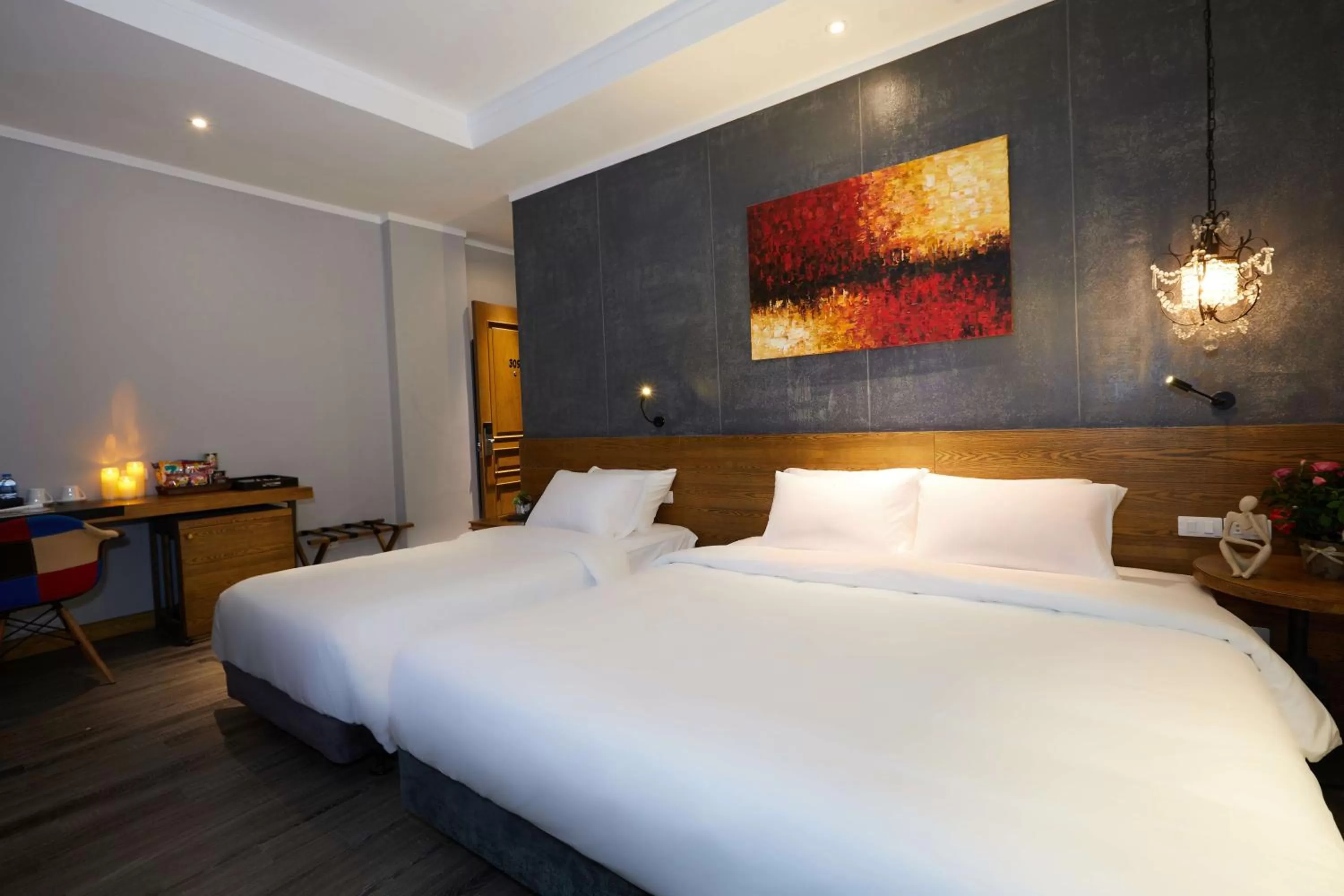 Deluxe Family Room in HaNoi Calido Hotel