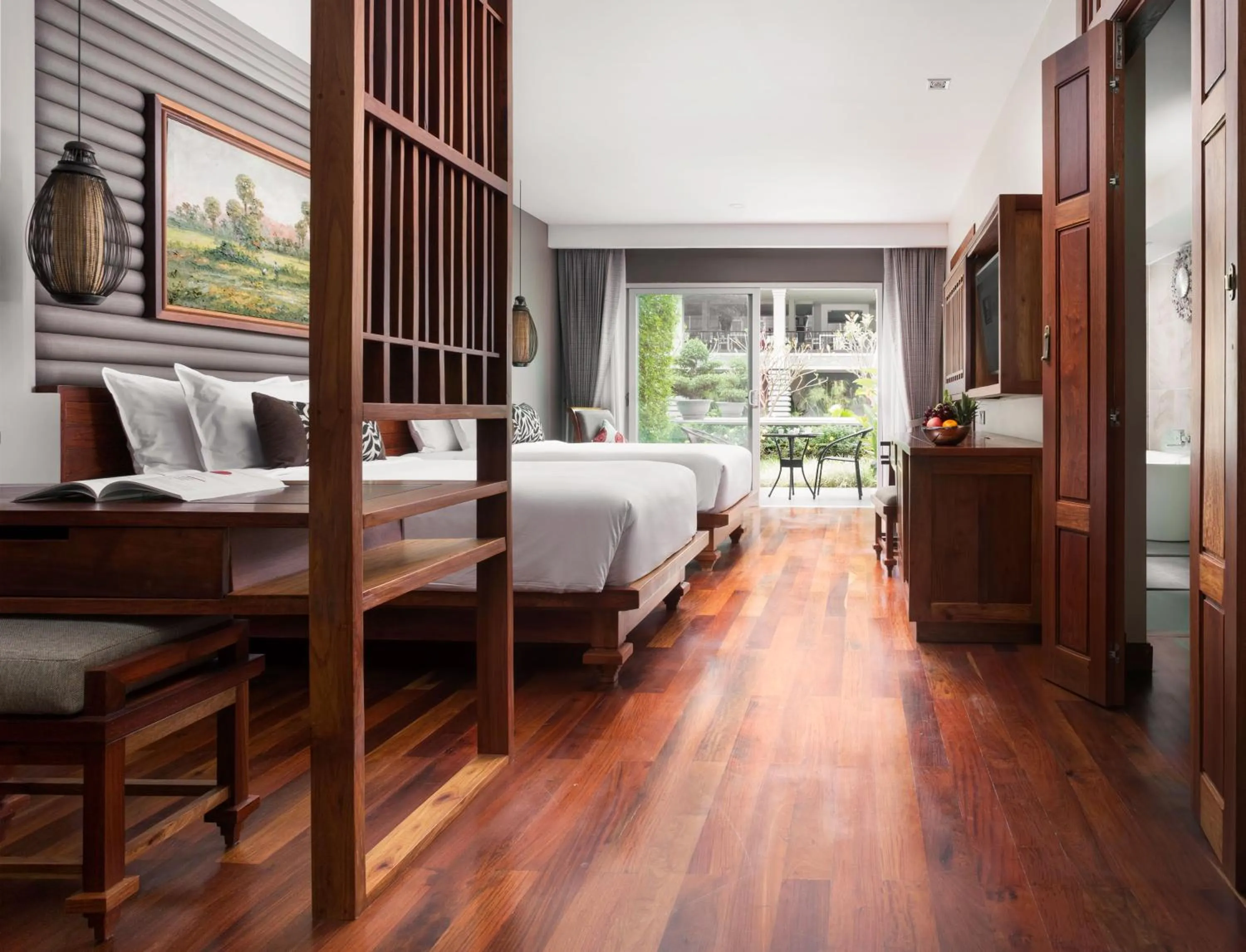 Executive Club in J7 Angkor Hotel