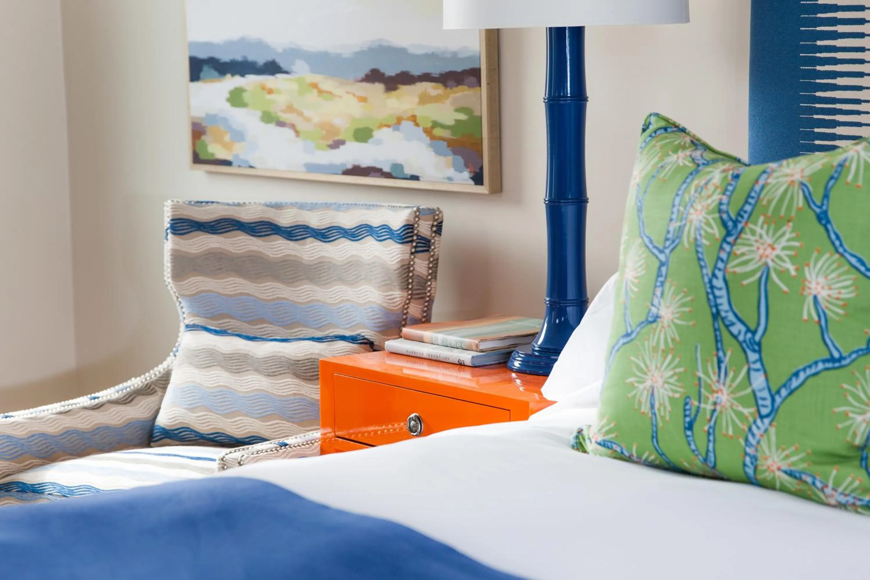 King Room with Balcony in The Break Hotel