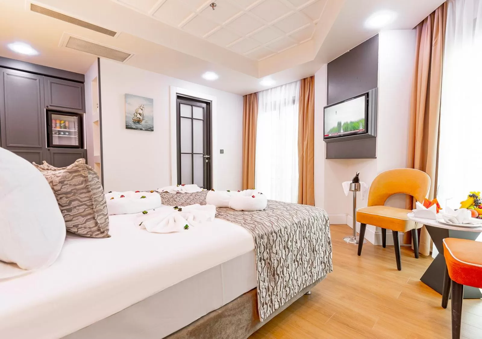 Corner Deluxe Room in Antusa Design Hotel & Spa