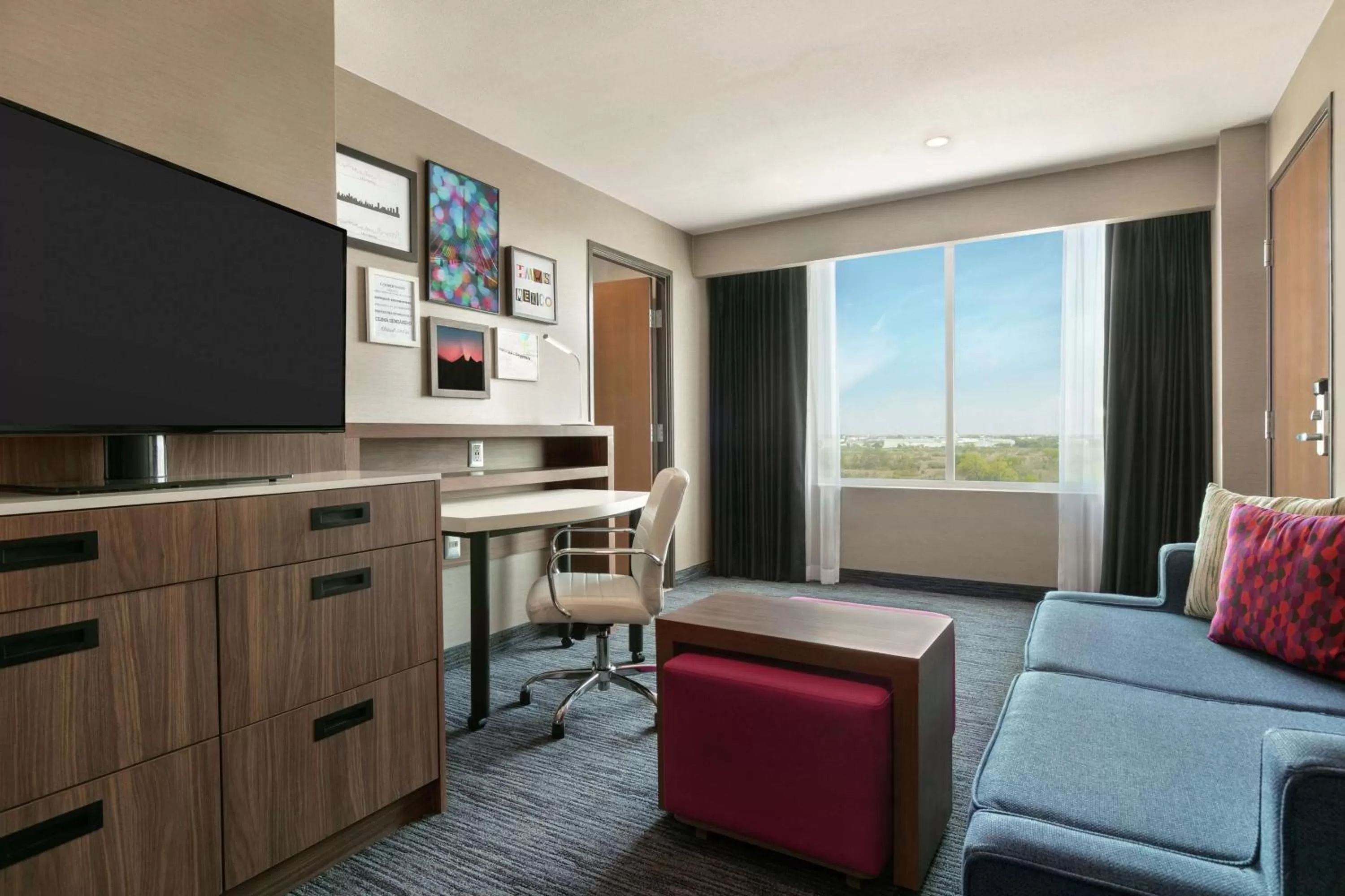 One-Bedroom King Suite - Non-Smoking in Homewood Suites By Hilton Monterrey Apodaca