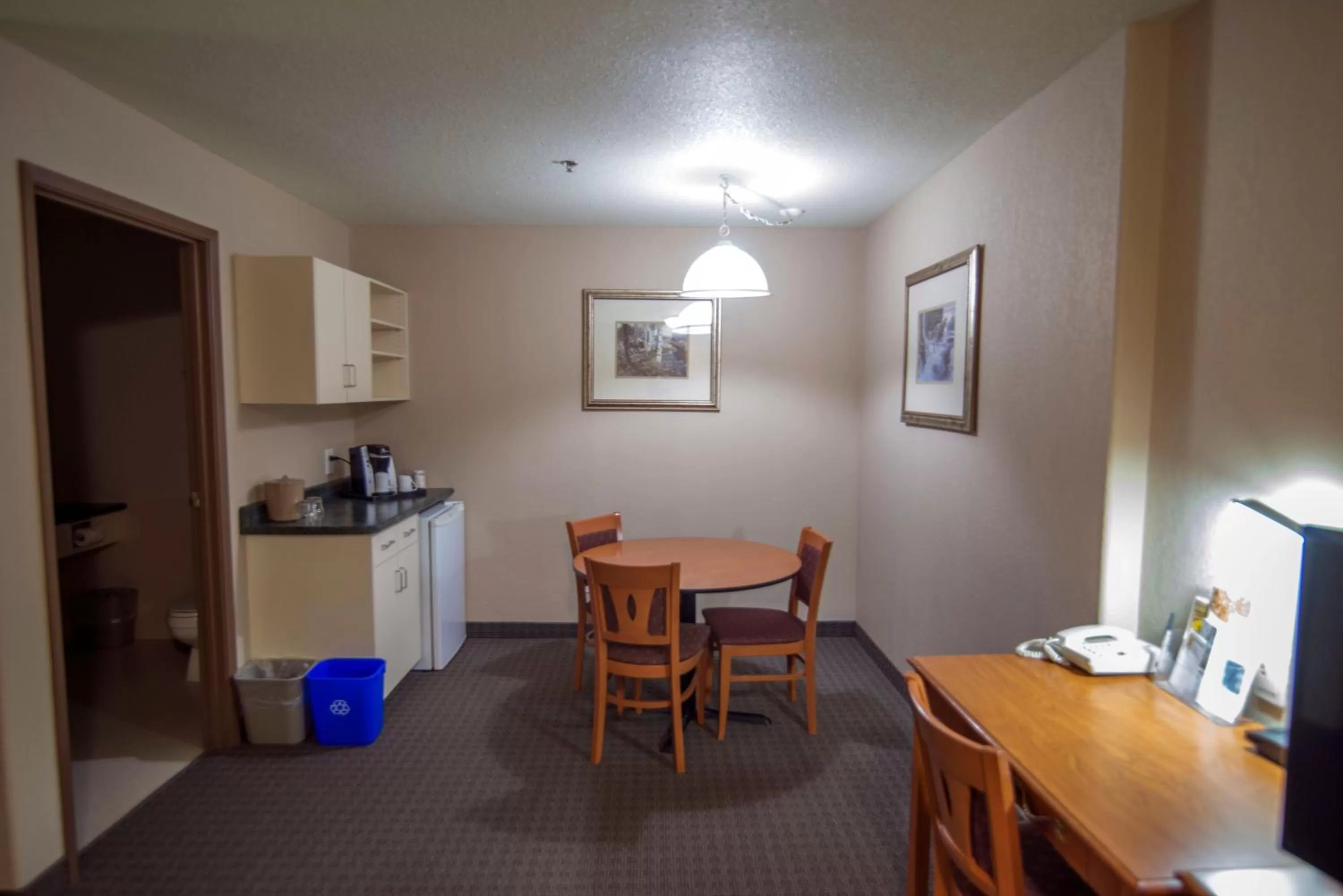 Superior One-Bedroom King Suite - Non-Smoking in Super 8 by Wyndham Dauphin