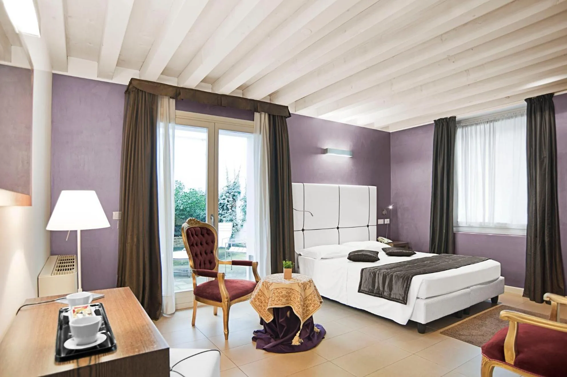 Superior Double Room with Patio in Al Canal Regio - Guest House