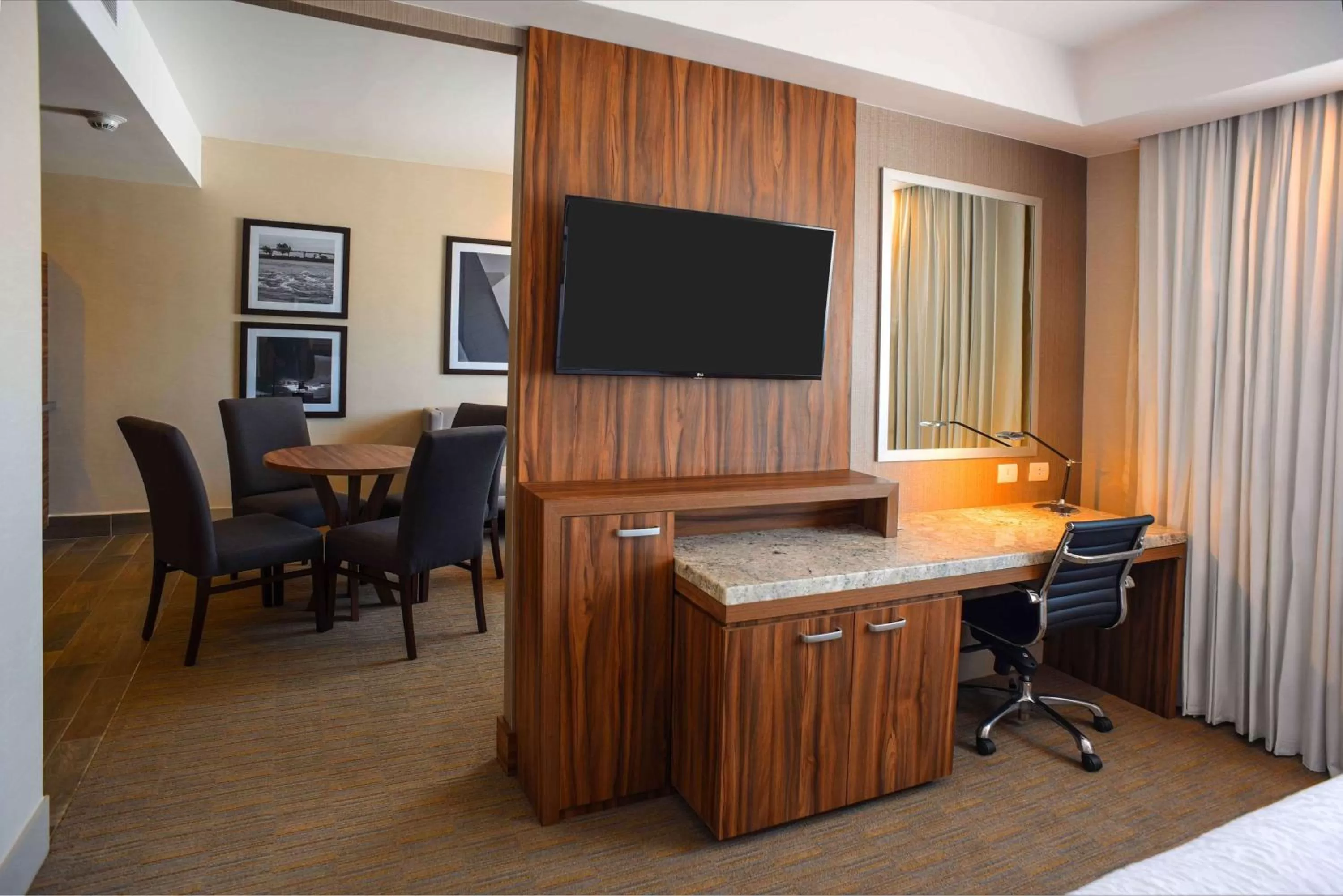 Deluxe King Studio Suite - Non-Smoking in Hampton Inn Piedras Negras