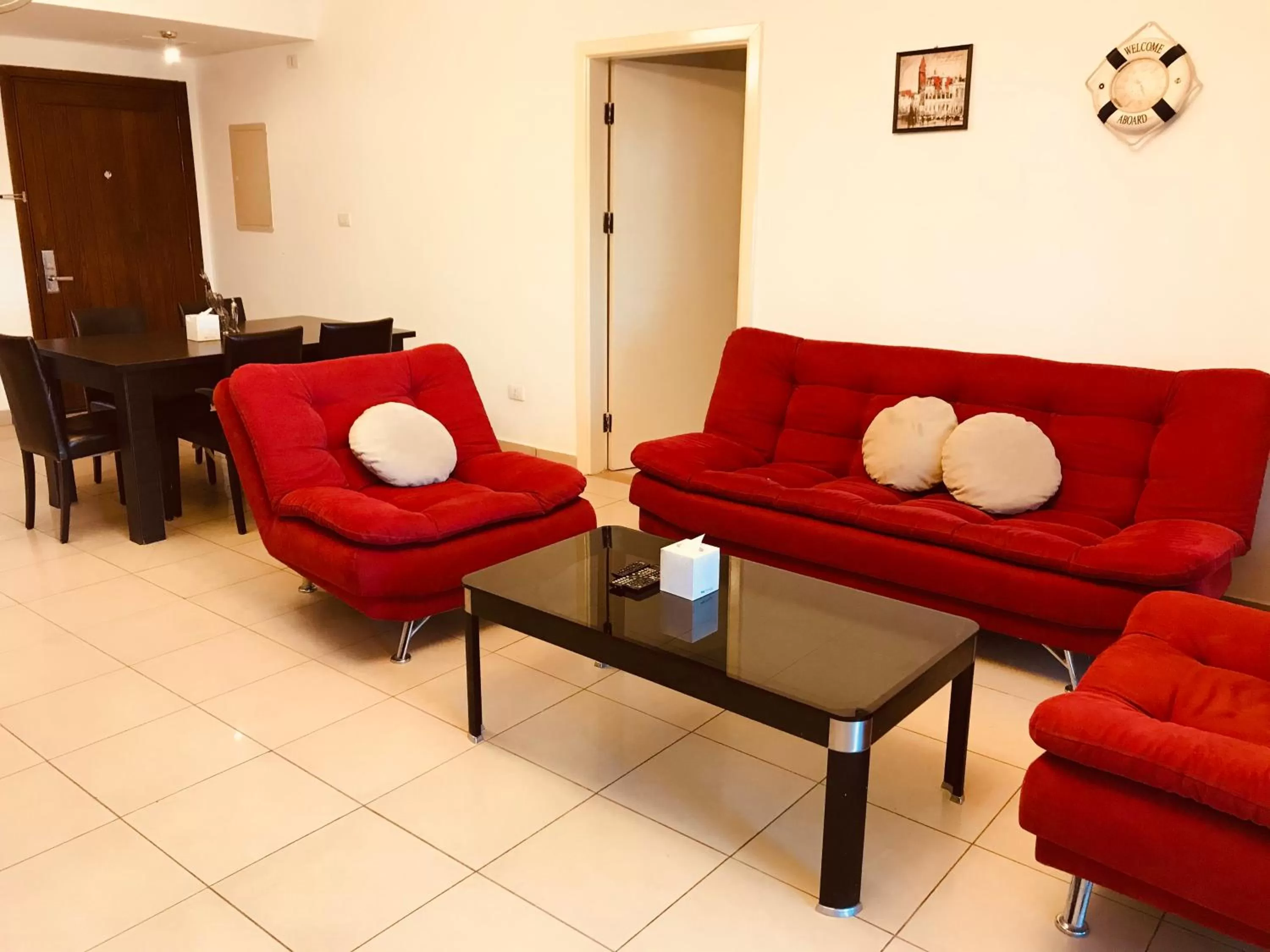 Three-Bedroom Deluxe Apartment in Tala Bay Residence - Families Only