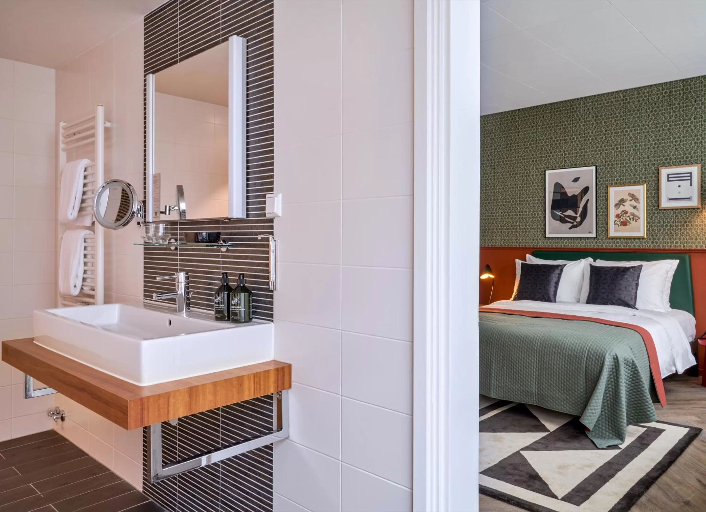 Deluxe  in Park Centraal Den Haag, part of Sircle Collection