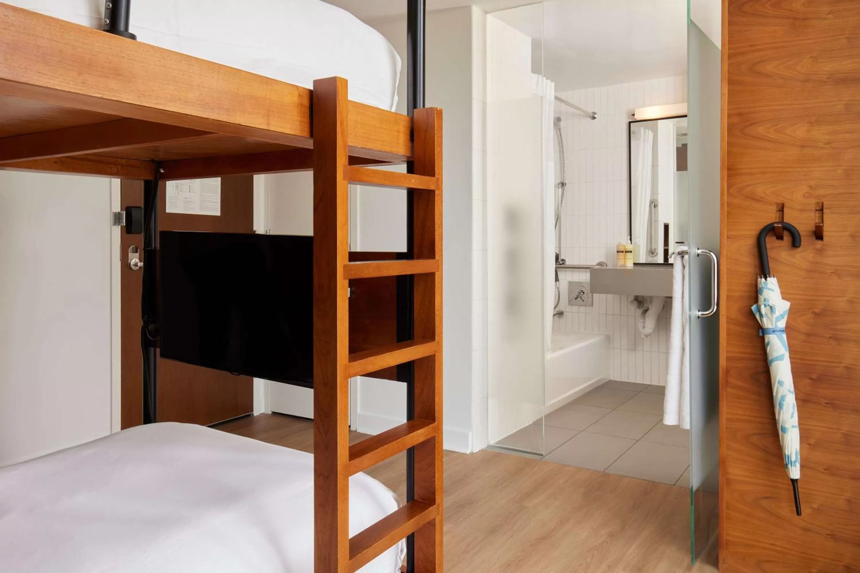 Accessible Bunk in Arlo NoMad