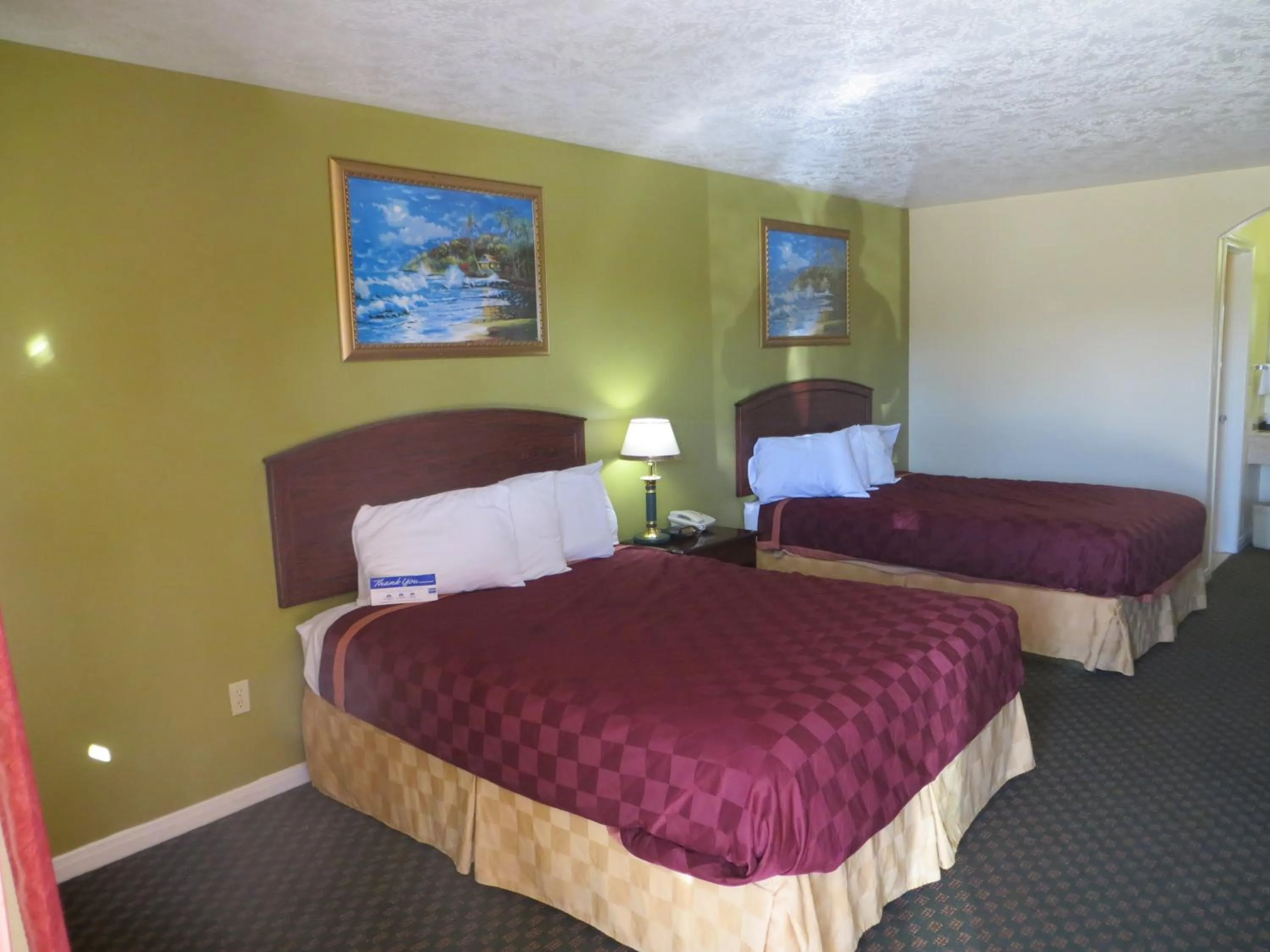 Double Room with Two Double Beds in Americas Best Value Inn & Suites Hempstead
