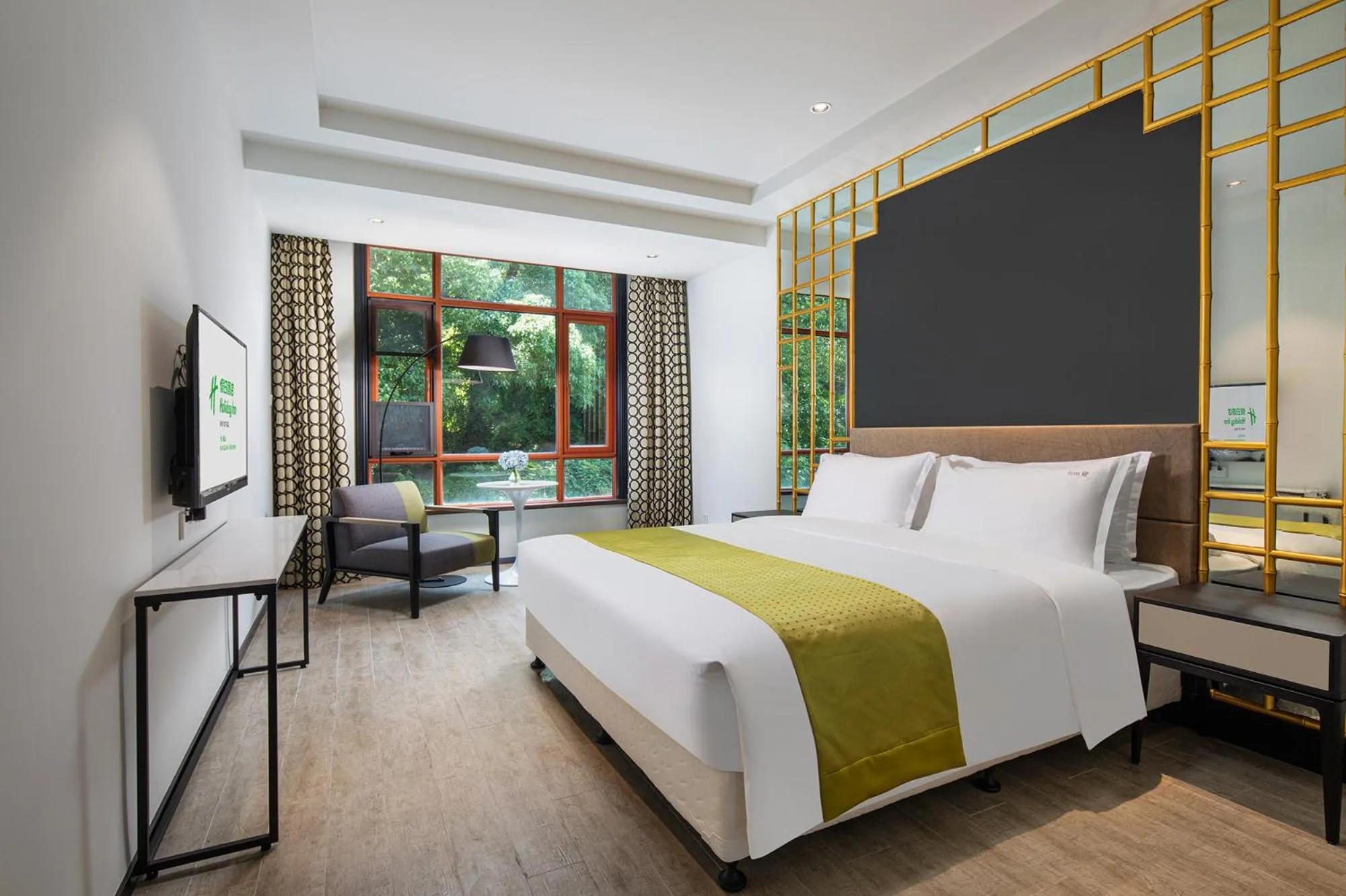 King Room - Non-Smoking in Holiday Inn Hangzhou Chaoshan, an IHG Hotel