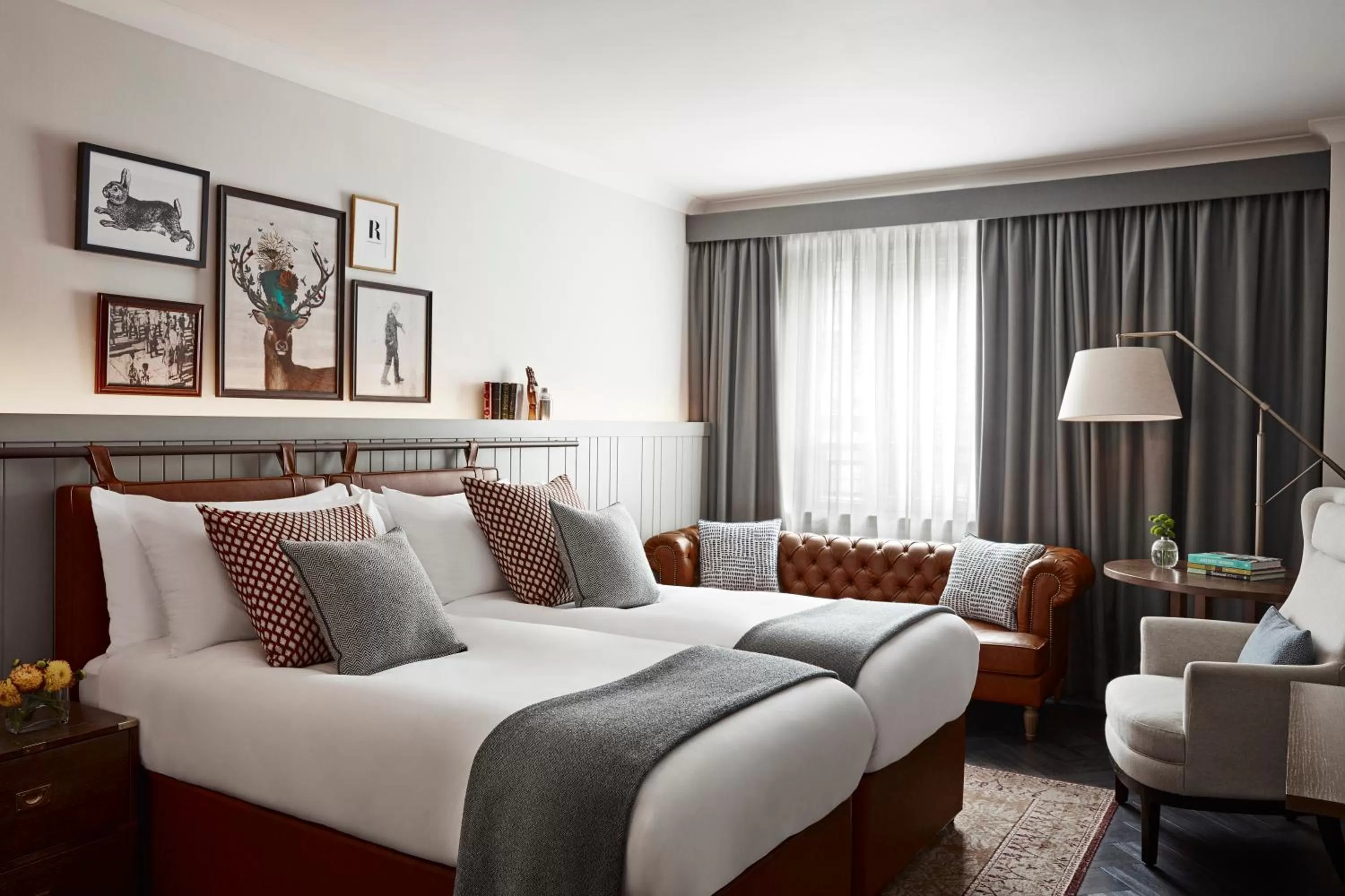 Essential Twin Room in Kimpton Charlotte Square by IHG