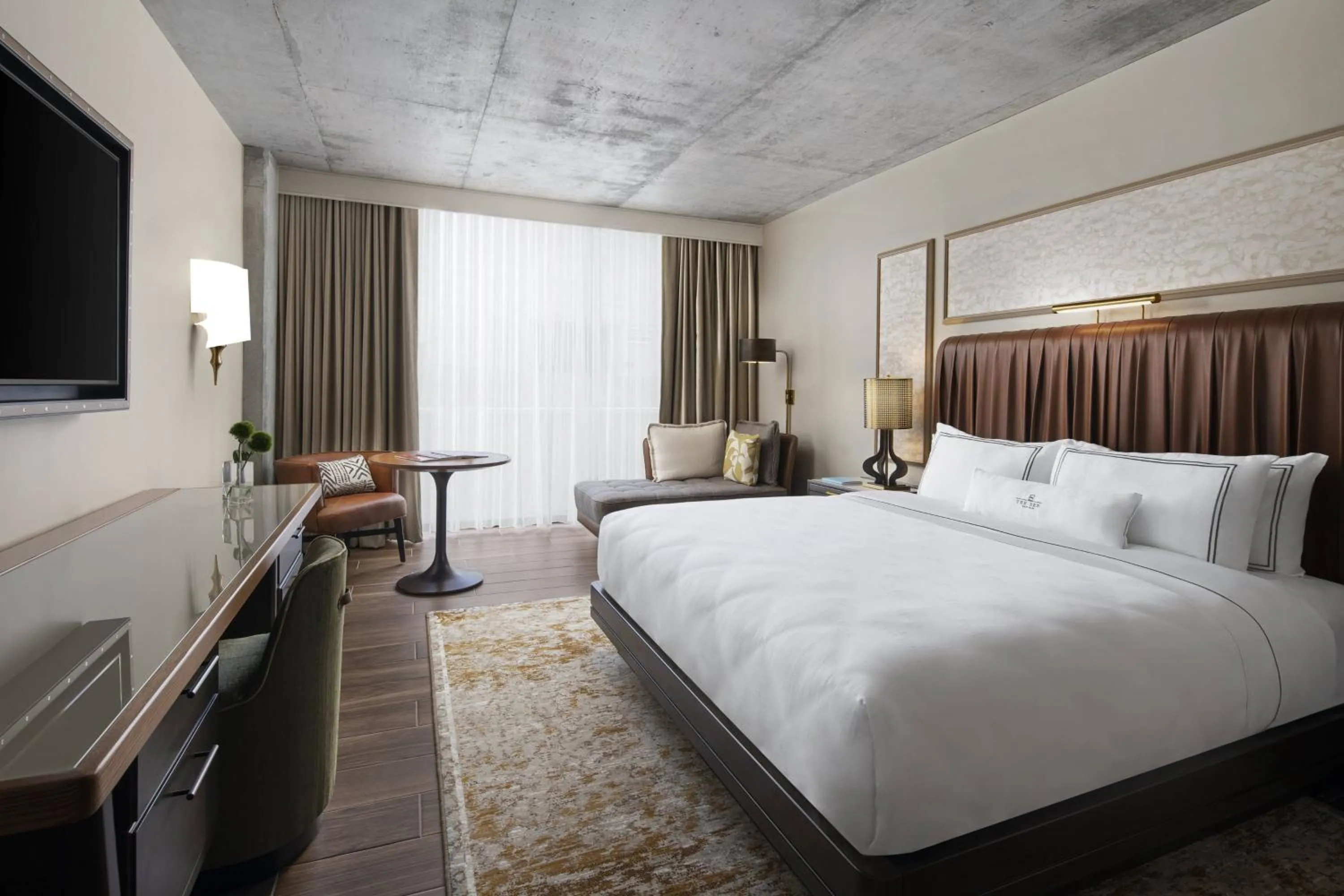 Interior Room, Guest room, 1 King in The Ben, Autograph Collection