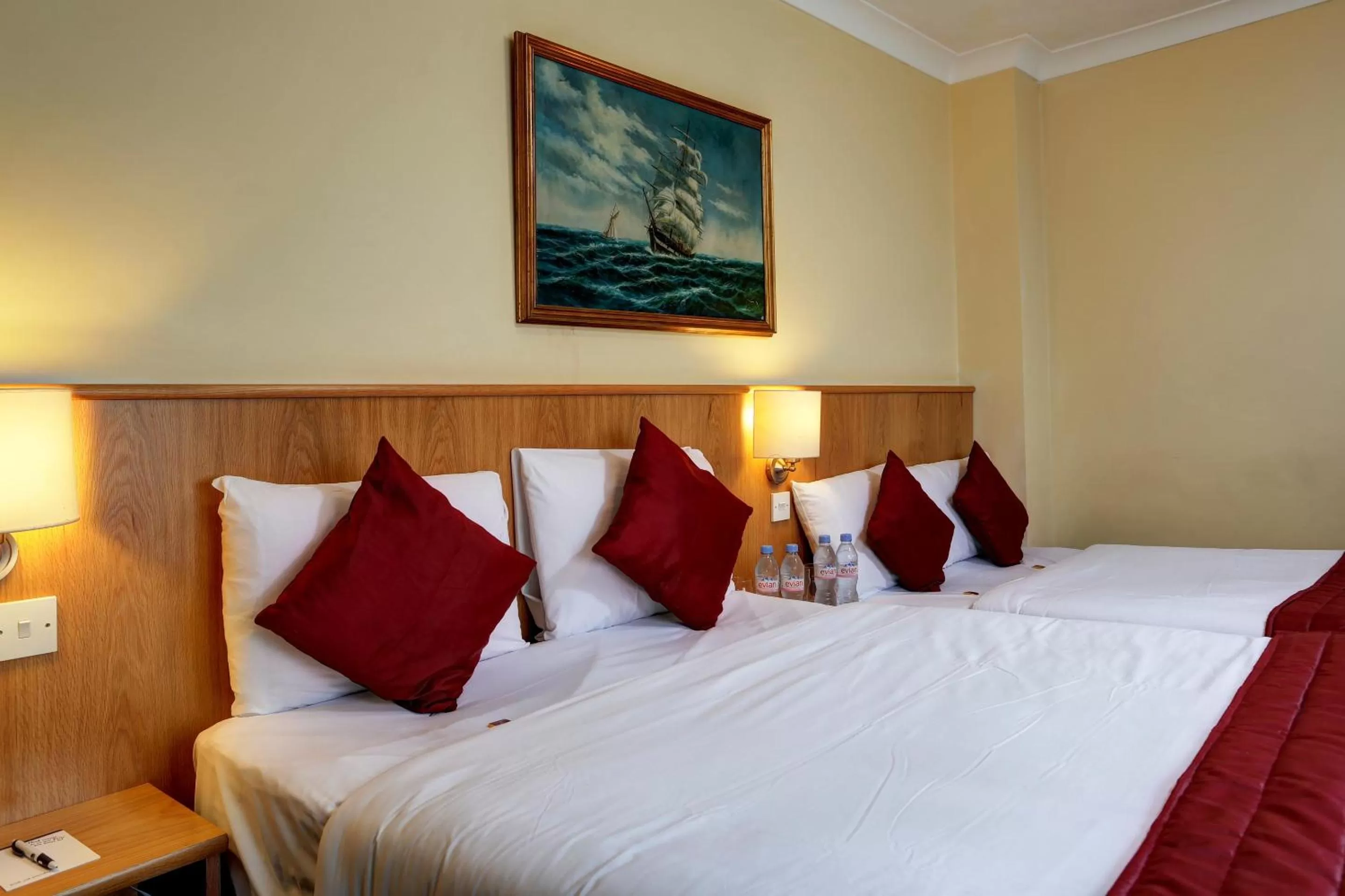 Standard Double Room with Two Double Beds in Best Western London Highbury