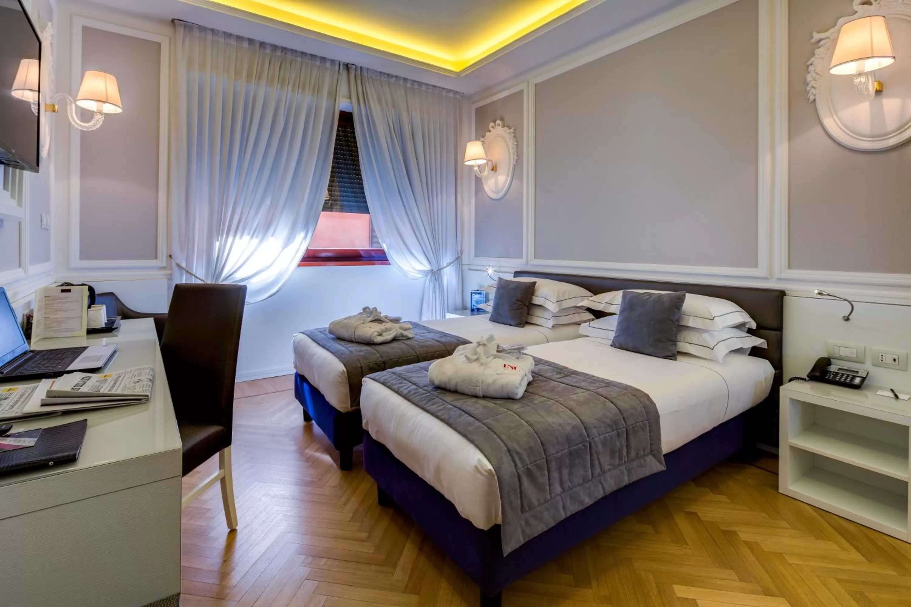 Classic Double or Twin Room in Grande Albergo Roma